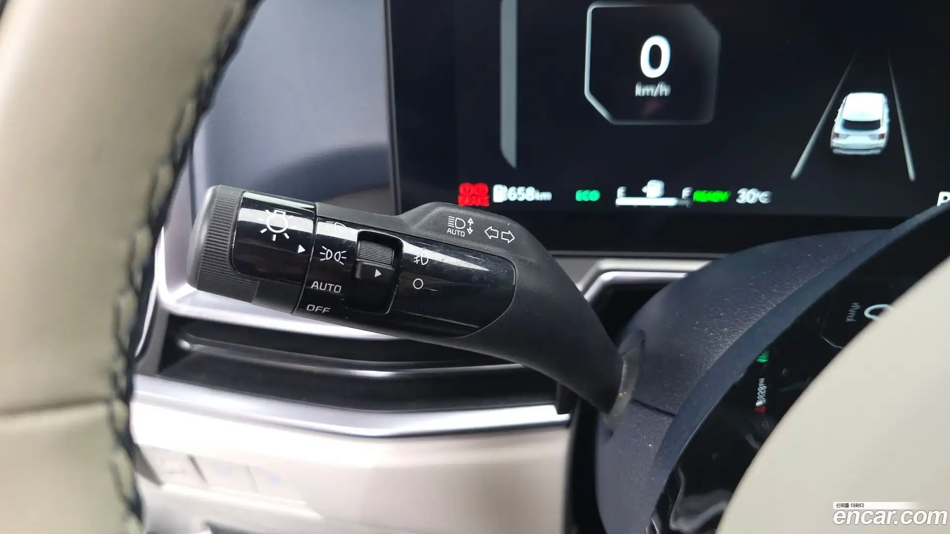 Sorento Kia 2023.8-OPTION-042