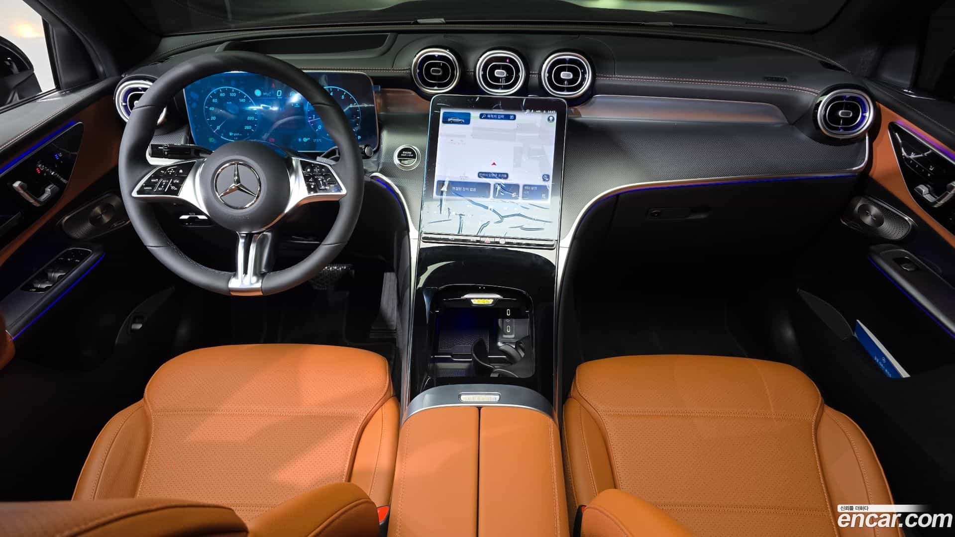 GLC-Class Mercedes-Benz 2026.6-INNER-007