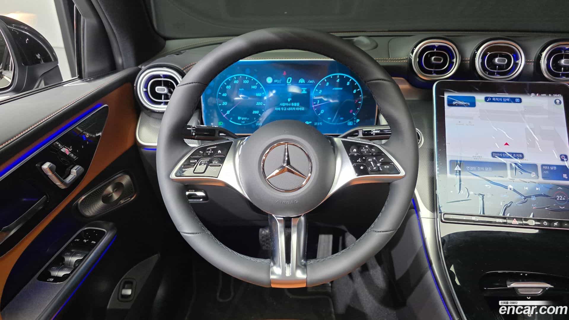 GLC-Class Mercedes-Benz 2026.6-OPTION-016