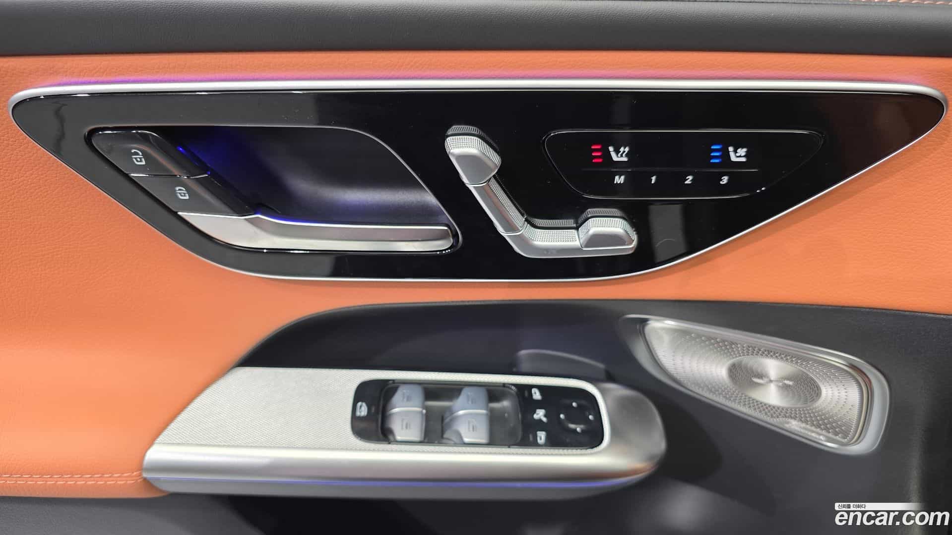 GLC-Class Mercedes-Benz 2026.6-OPTION-017