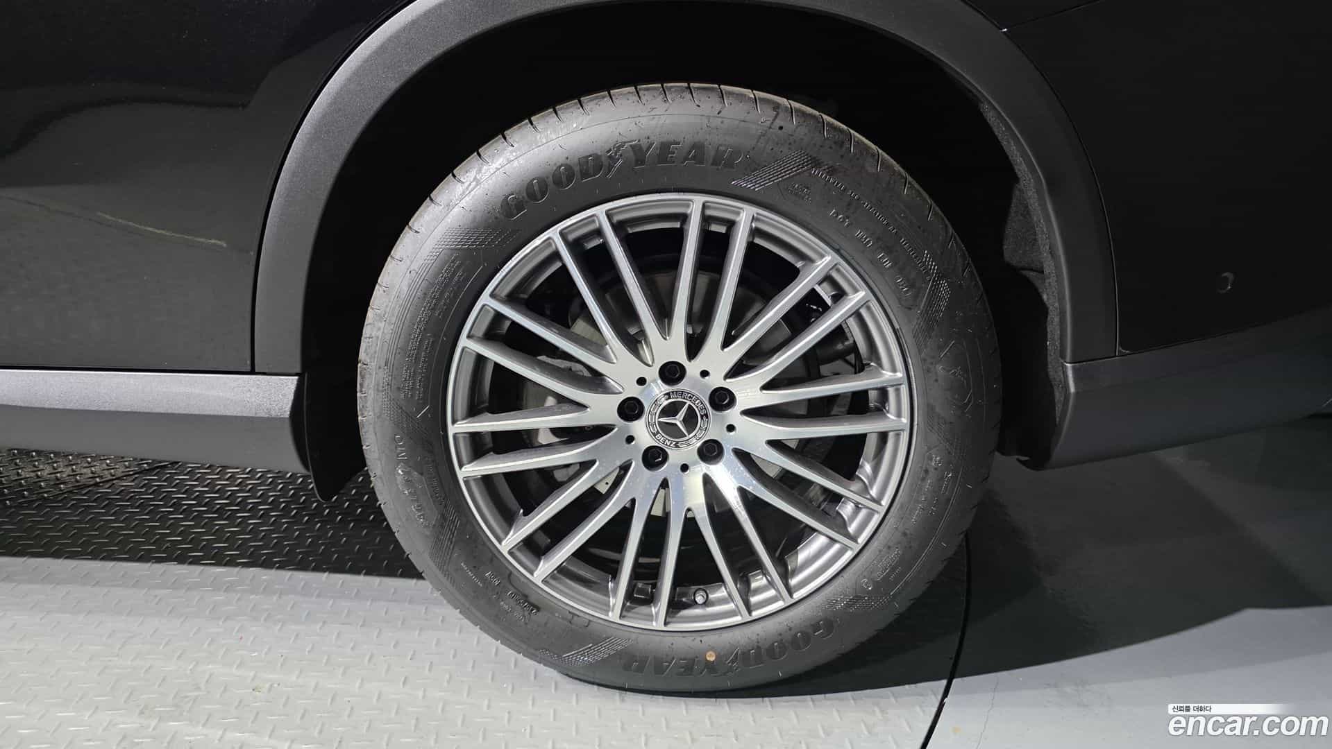 GLC-Class Mercedes-Benz 2026.6-OUTER-031