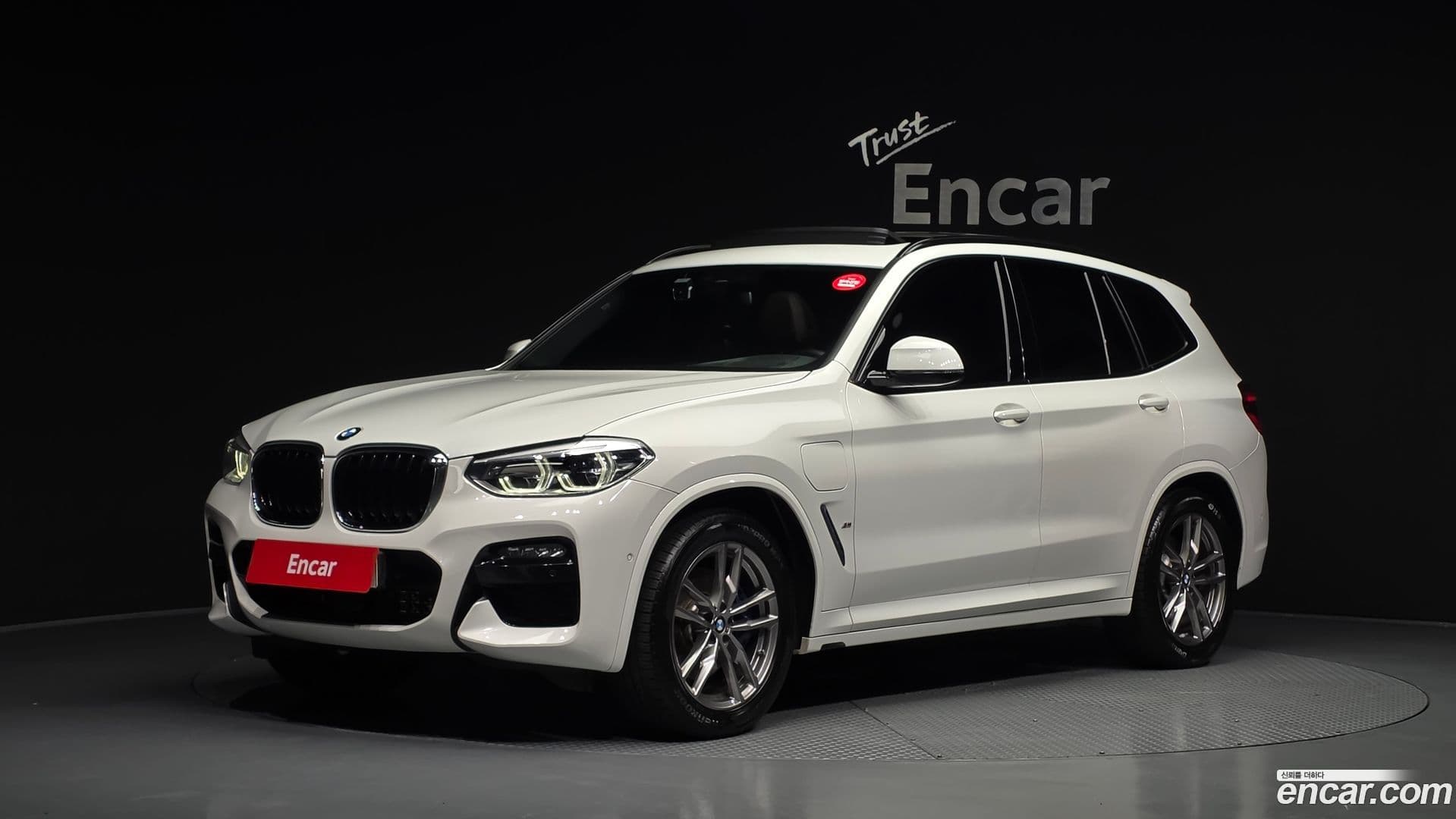 Main__Slider__Photo:X3 BMW 2021.4-0