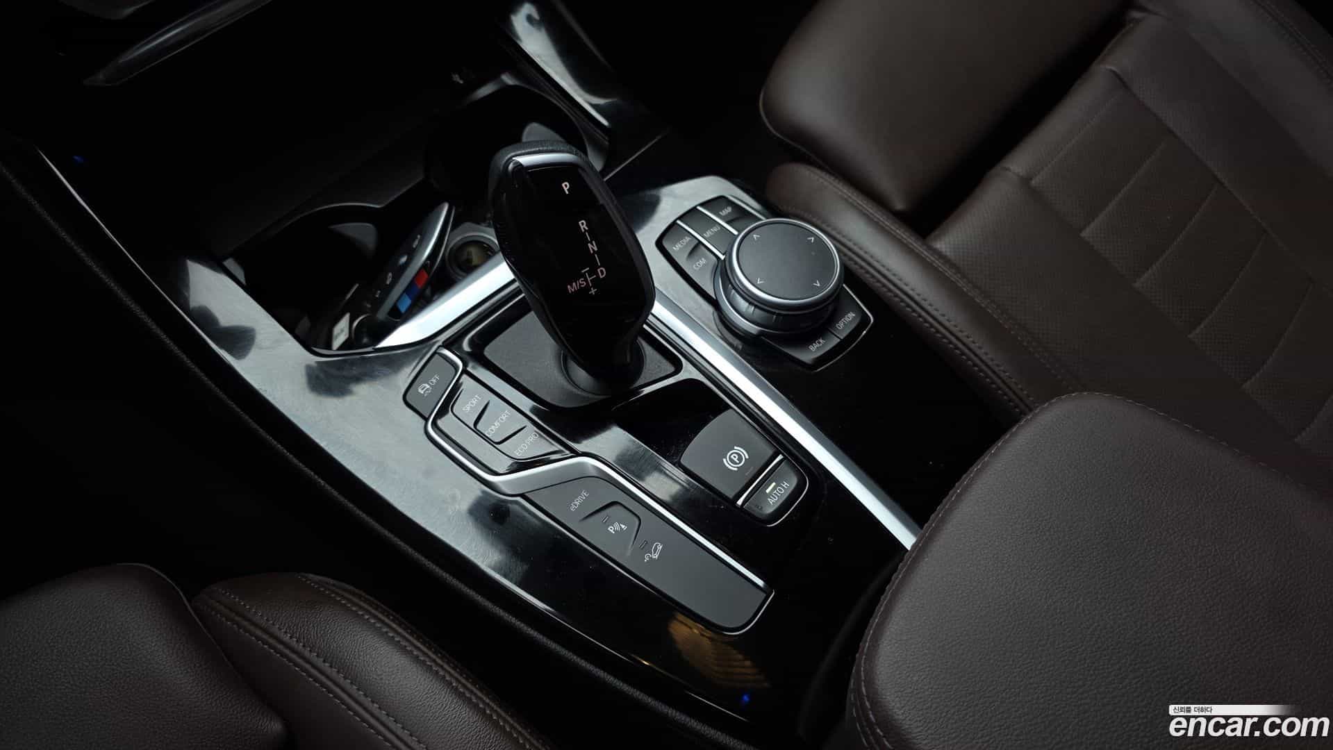 X3 BMW 2021.4-INNER-009