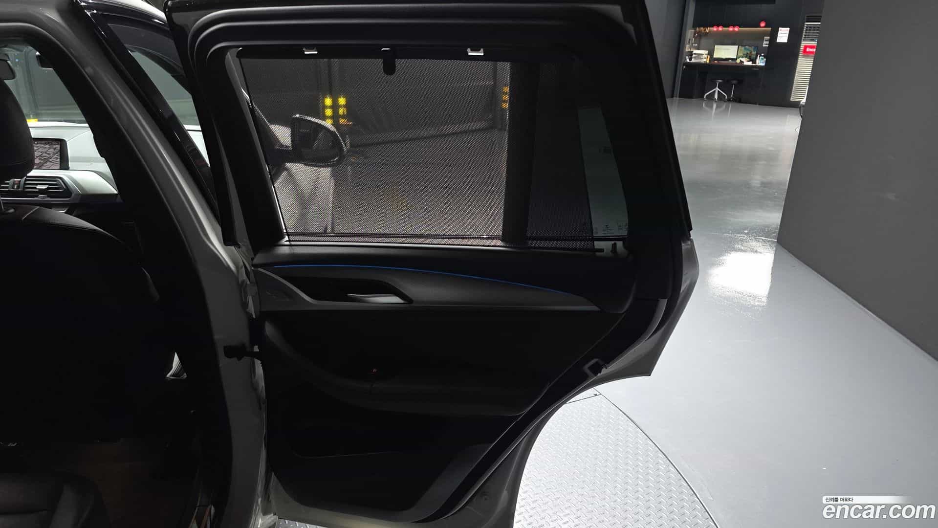 X3 BMW 2021.4-INNER-035