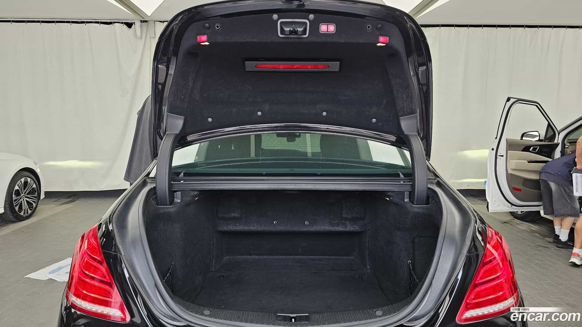 S-Class Mercedes-Benz 2015.2-OPTION-024