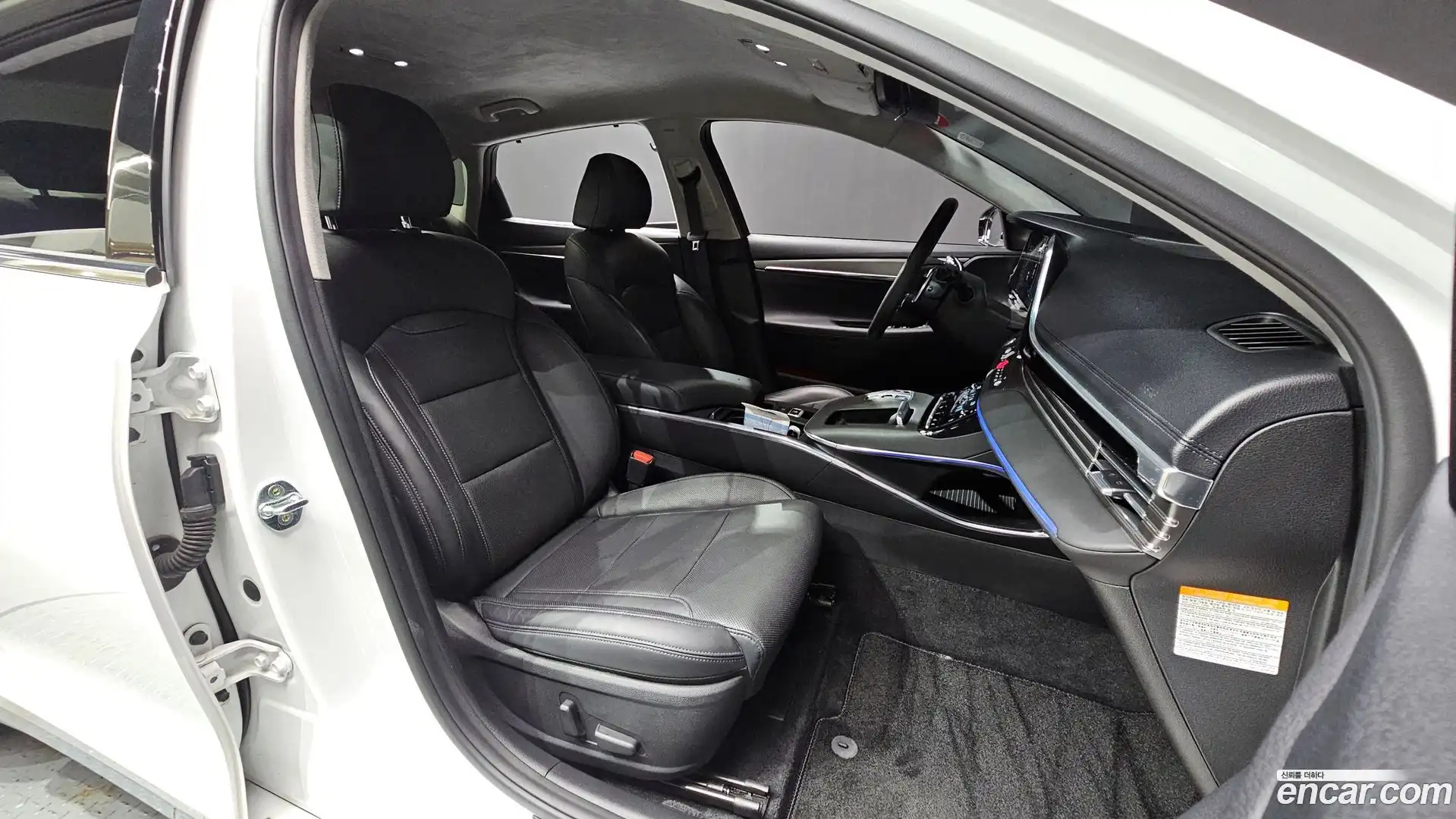 Grandeur Hyundai 2022.5-INNER-036