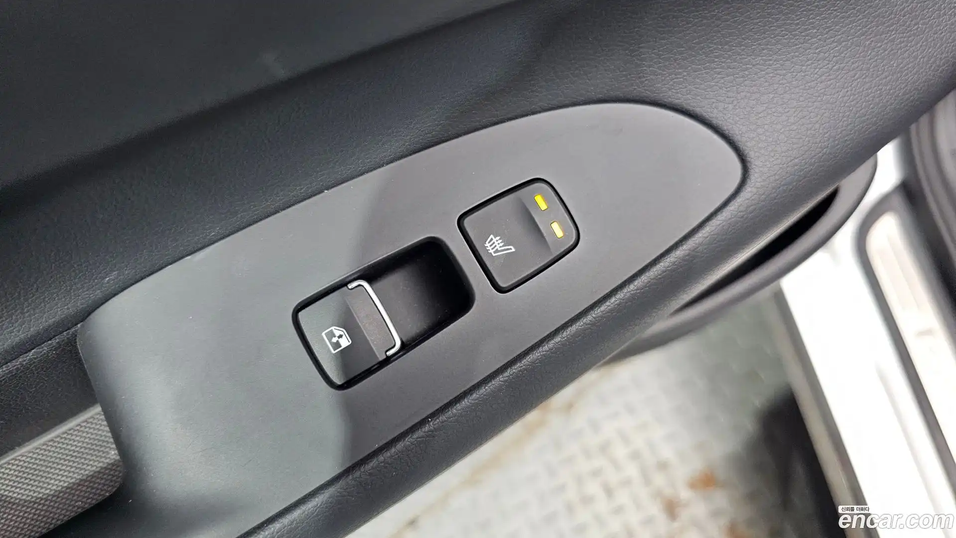 Grandeur Hyundai 2022.5-OPTION-042