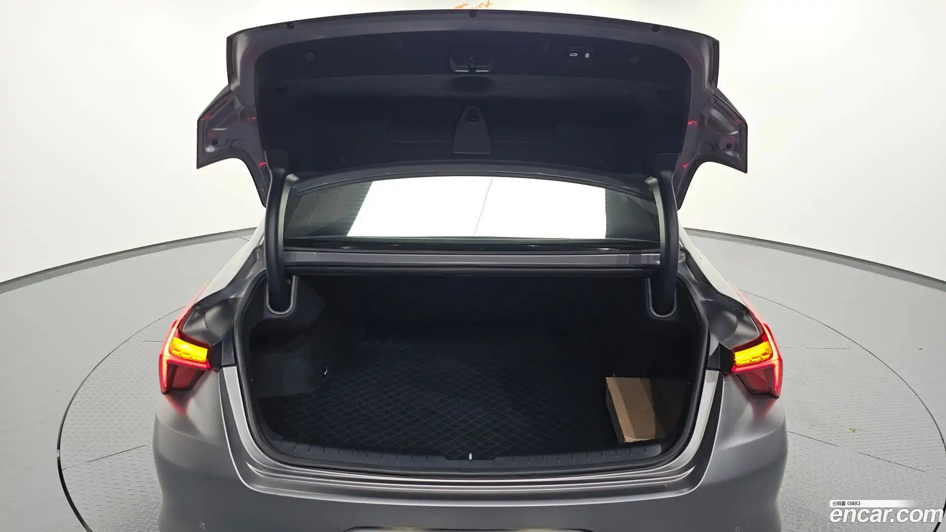 K8 Kia 2023.11-OPTION-024