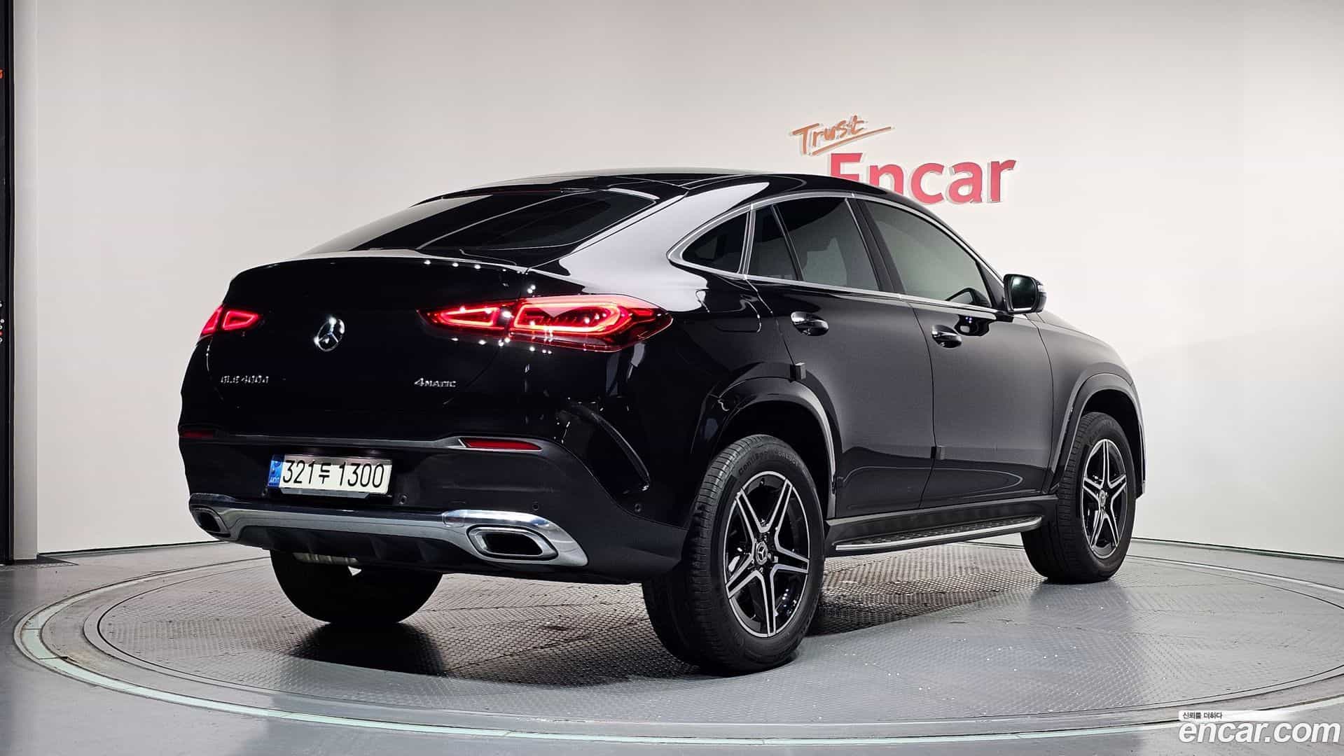 GLE-Class Mercedes-Benz 2021.11-OUTER-002