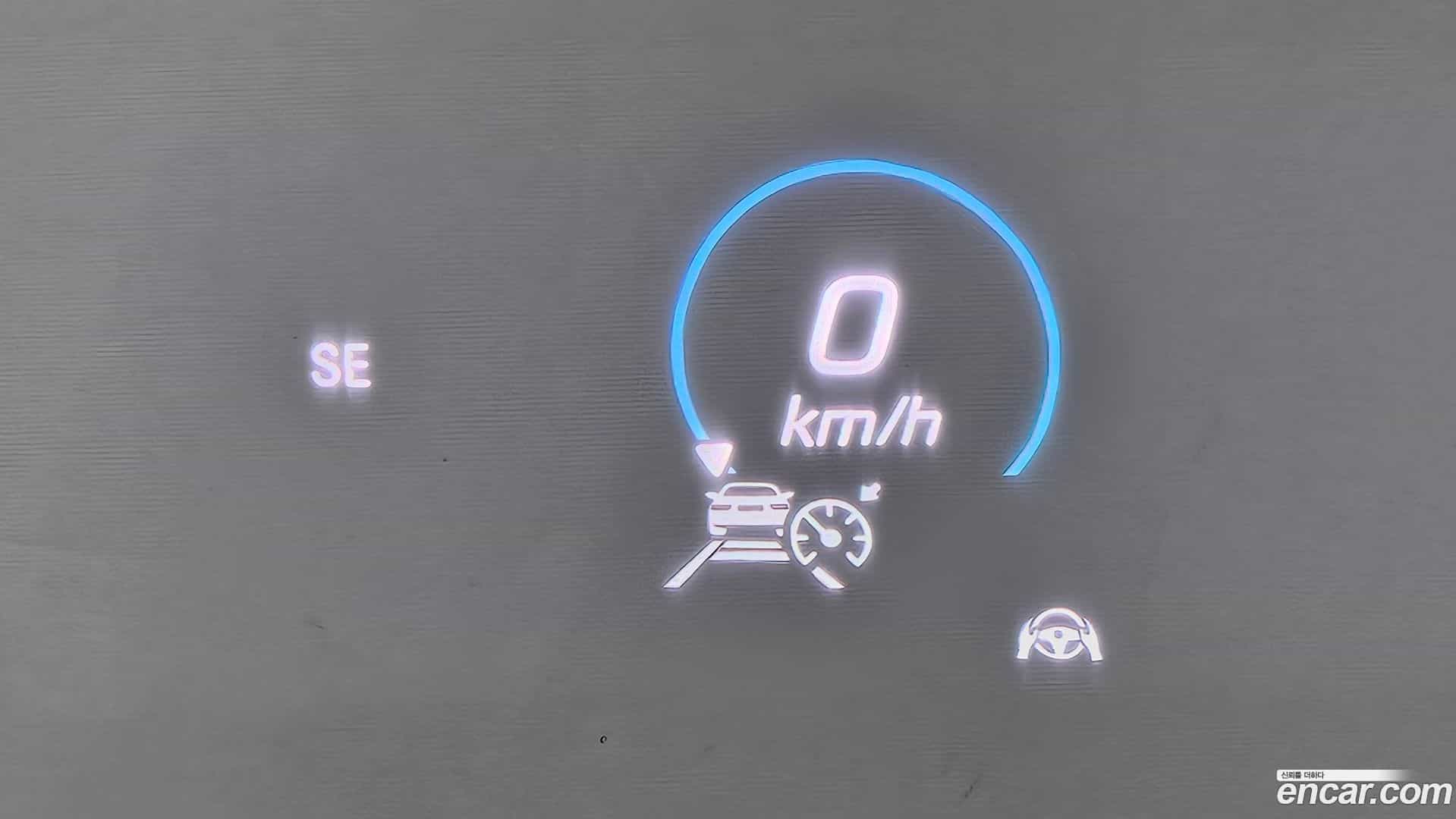 GLE-Class Mercedes-Benz 2021.11-OPTION-021