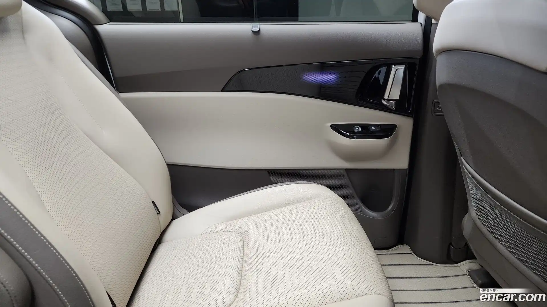 Canival Kia 2023.6-INNER-035
