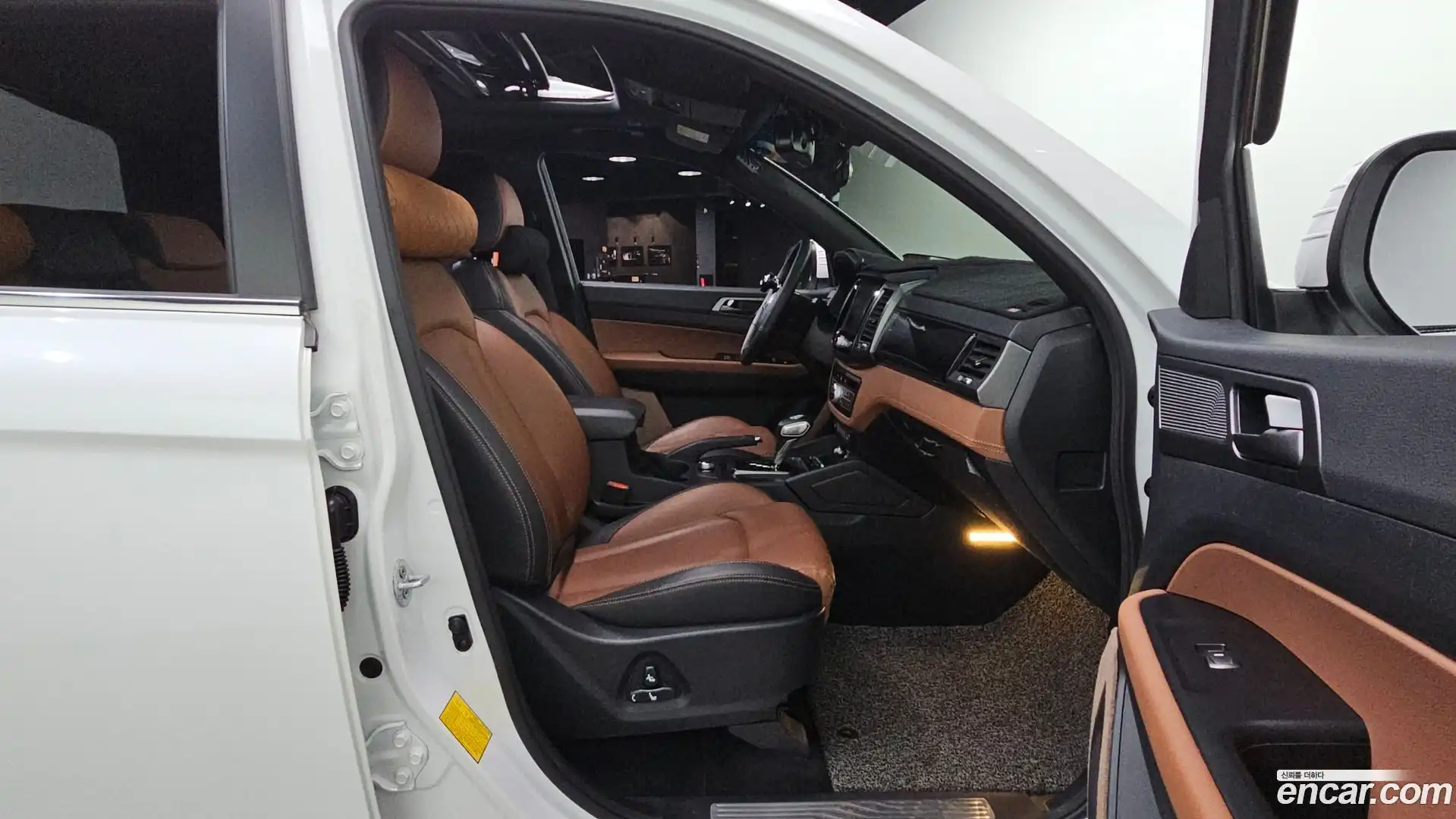 Rexton KG Mobility 2020.4-OPTION-016