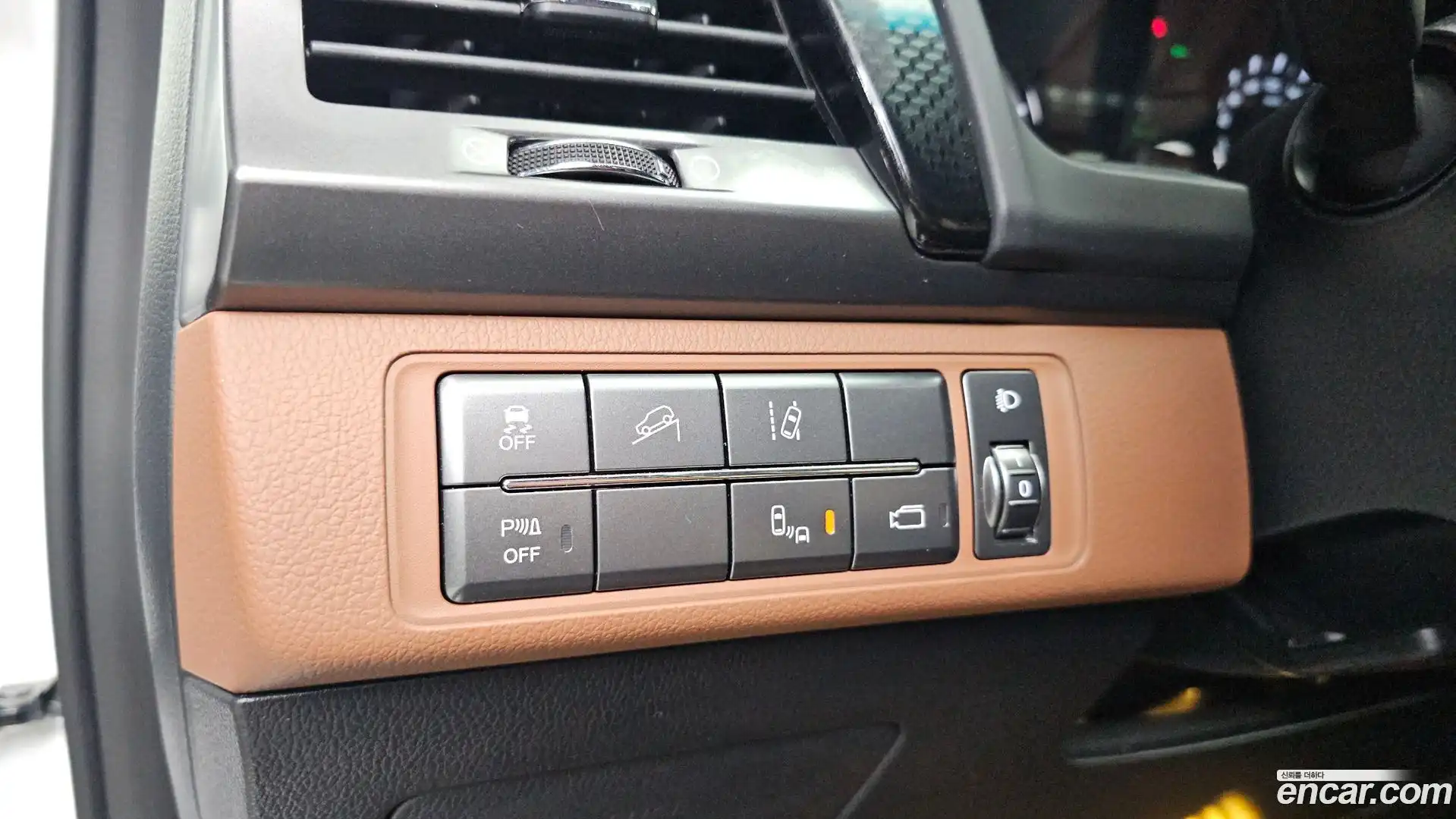 Rexton KG Mobility 2020.4-OPTION-017