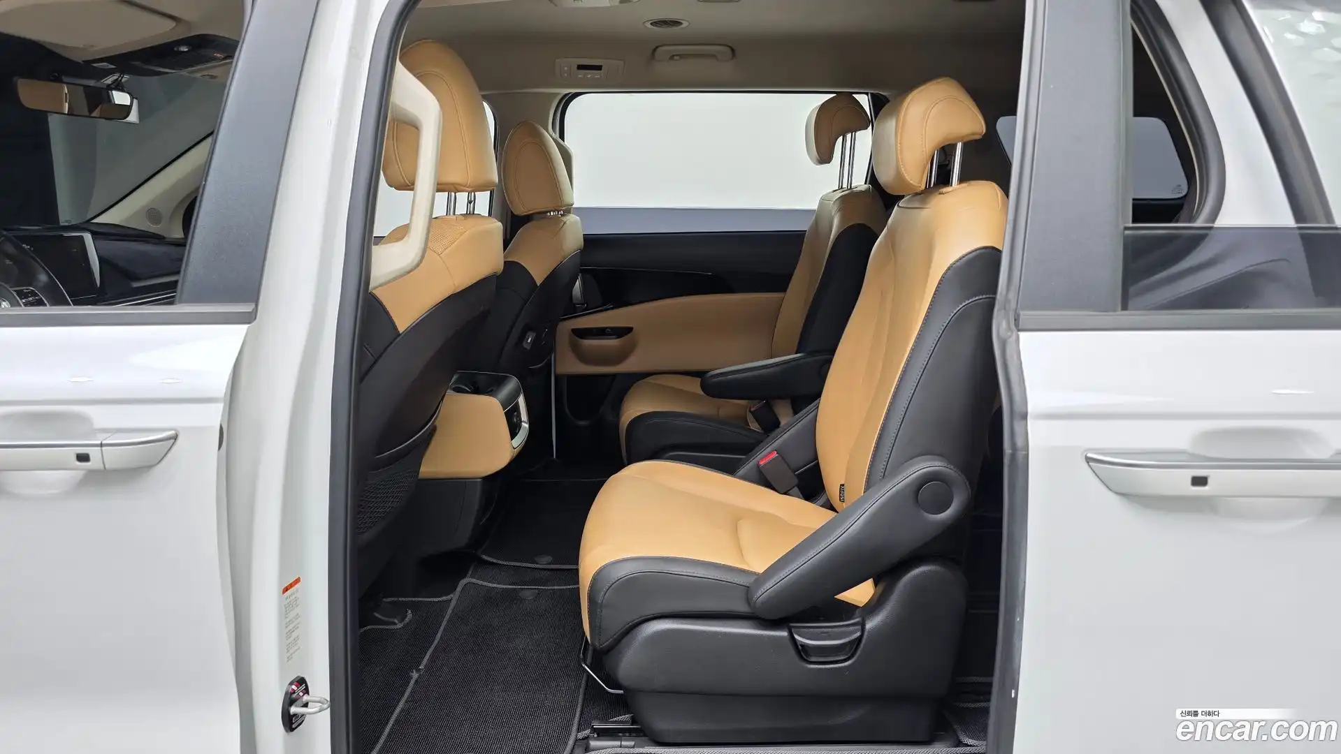 Canival Kia 2021.5-OPTION-016