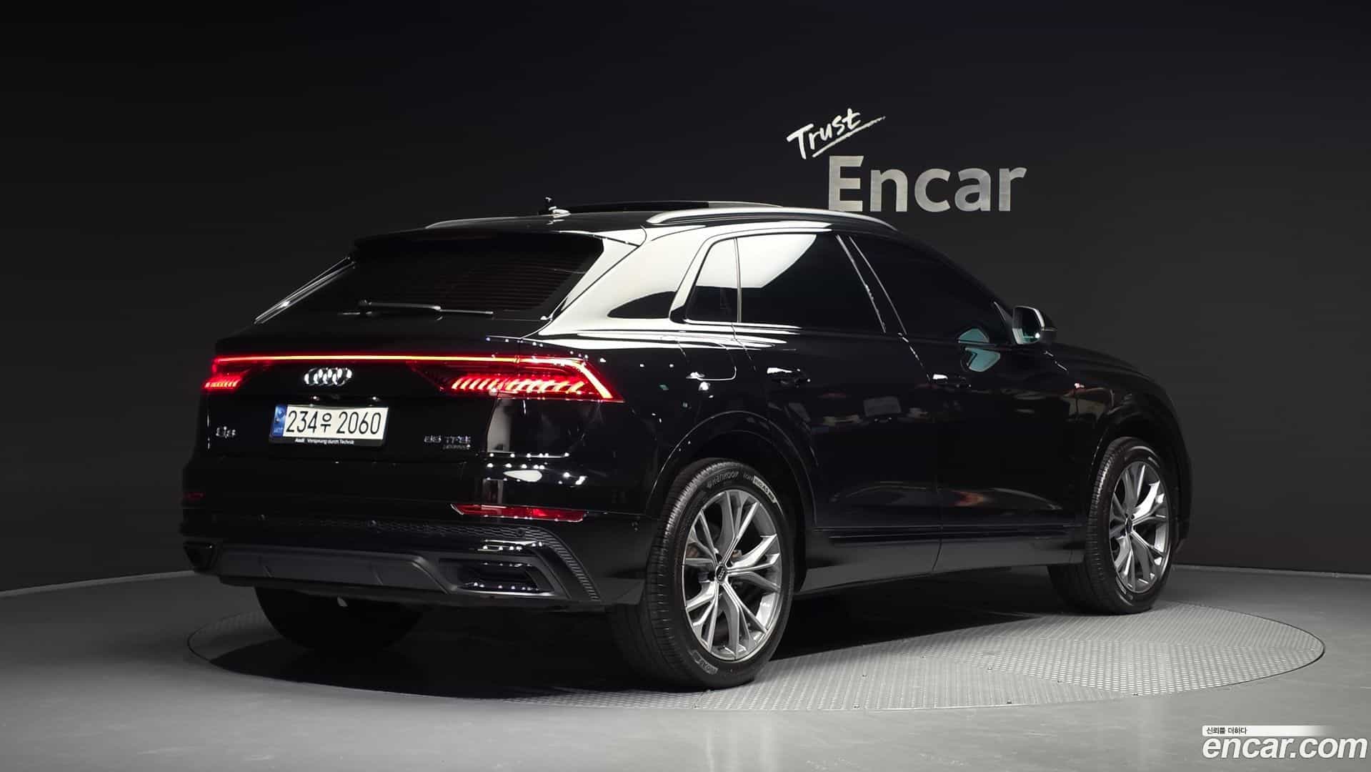 Q8 Audi 2022.5-OUTER-002