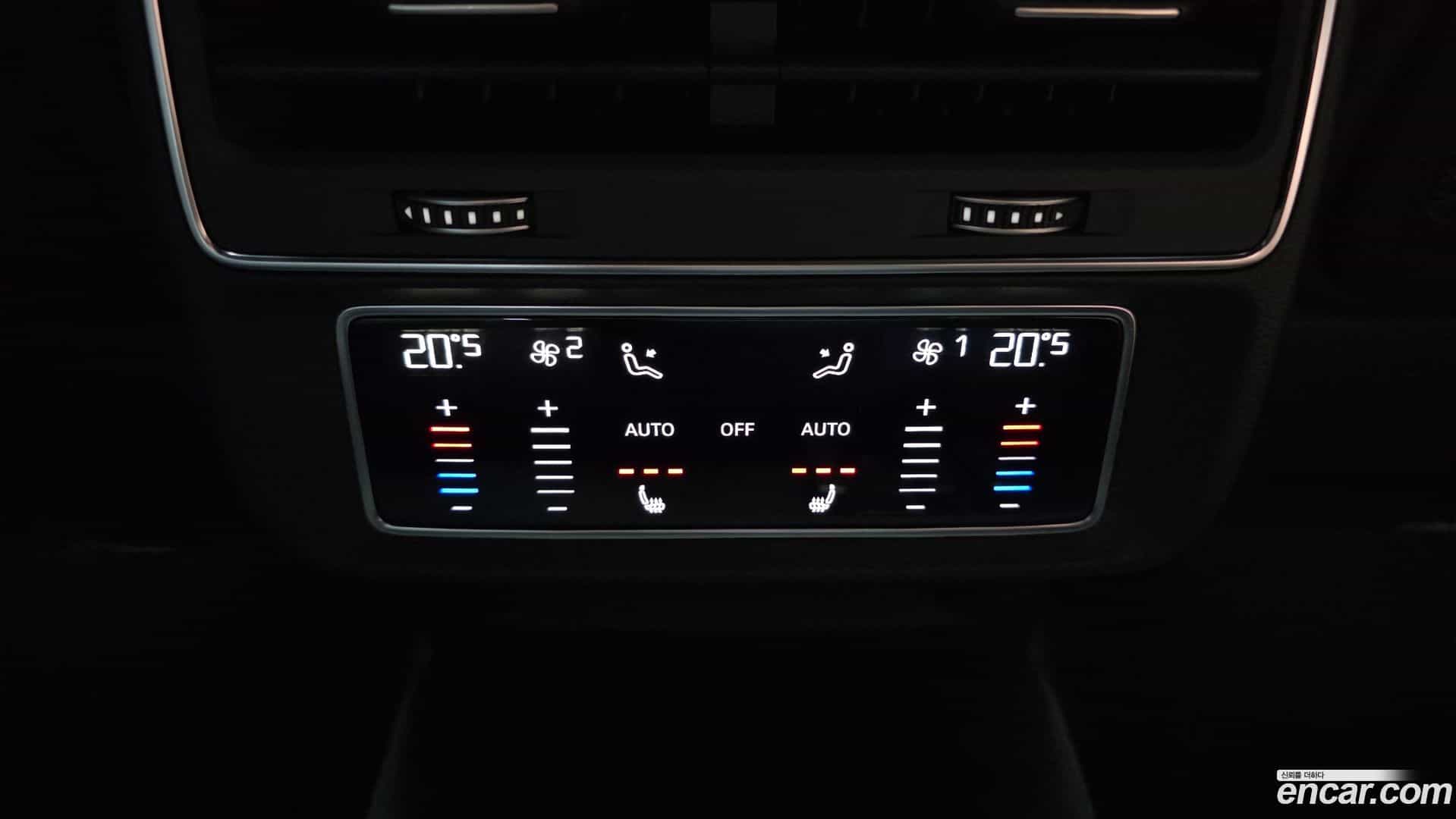 Q8 Audi 2022.5-OPTION-023