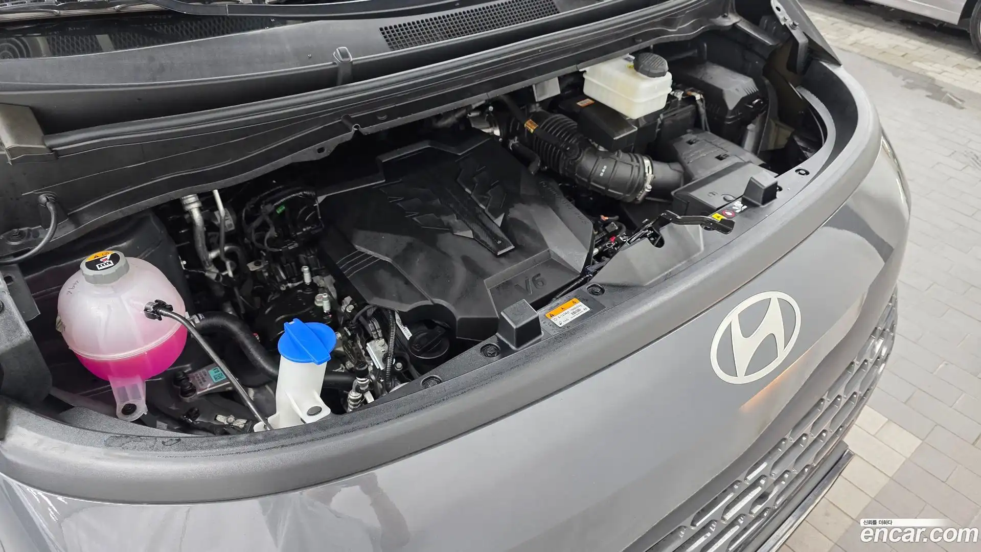 Staria Hyundai 2025.8-OUTER-006