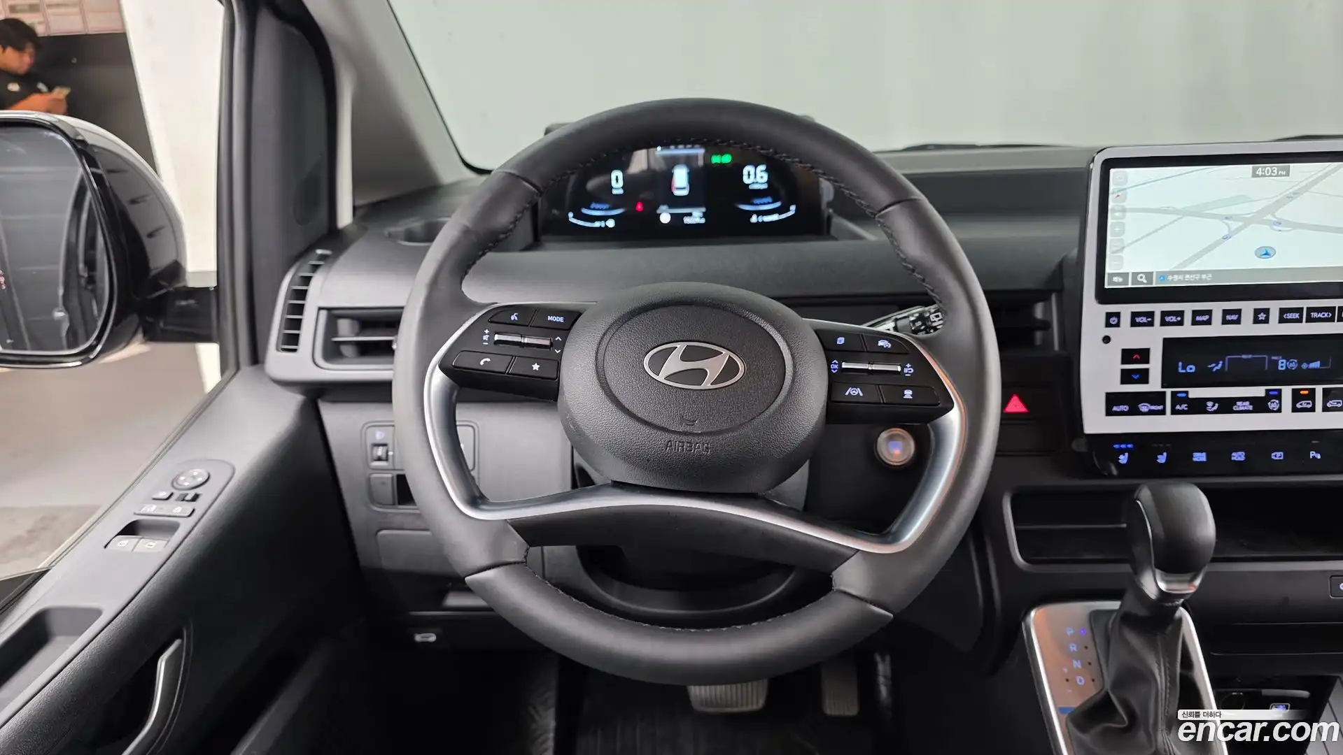 Staria Hyundai 2025.8-OPTION-016