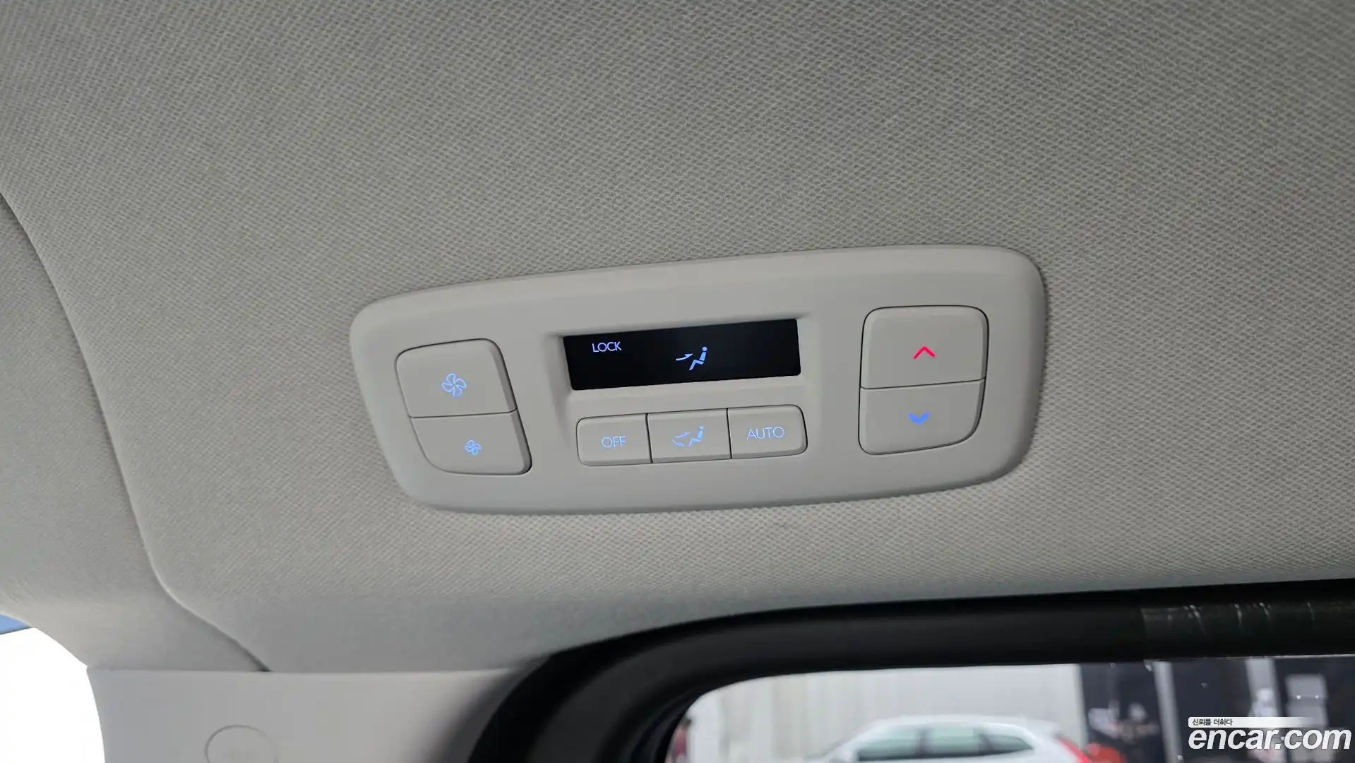 Staria Hyundai 2025.8-OPTION-023