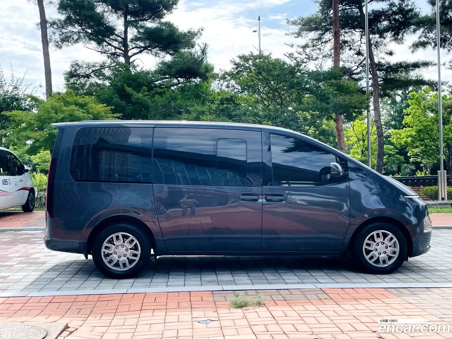 Staria Hyundai 2021.8-OPTION-016