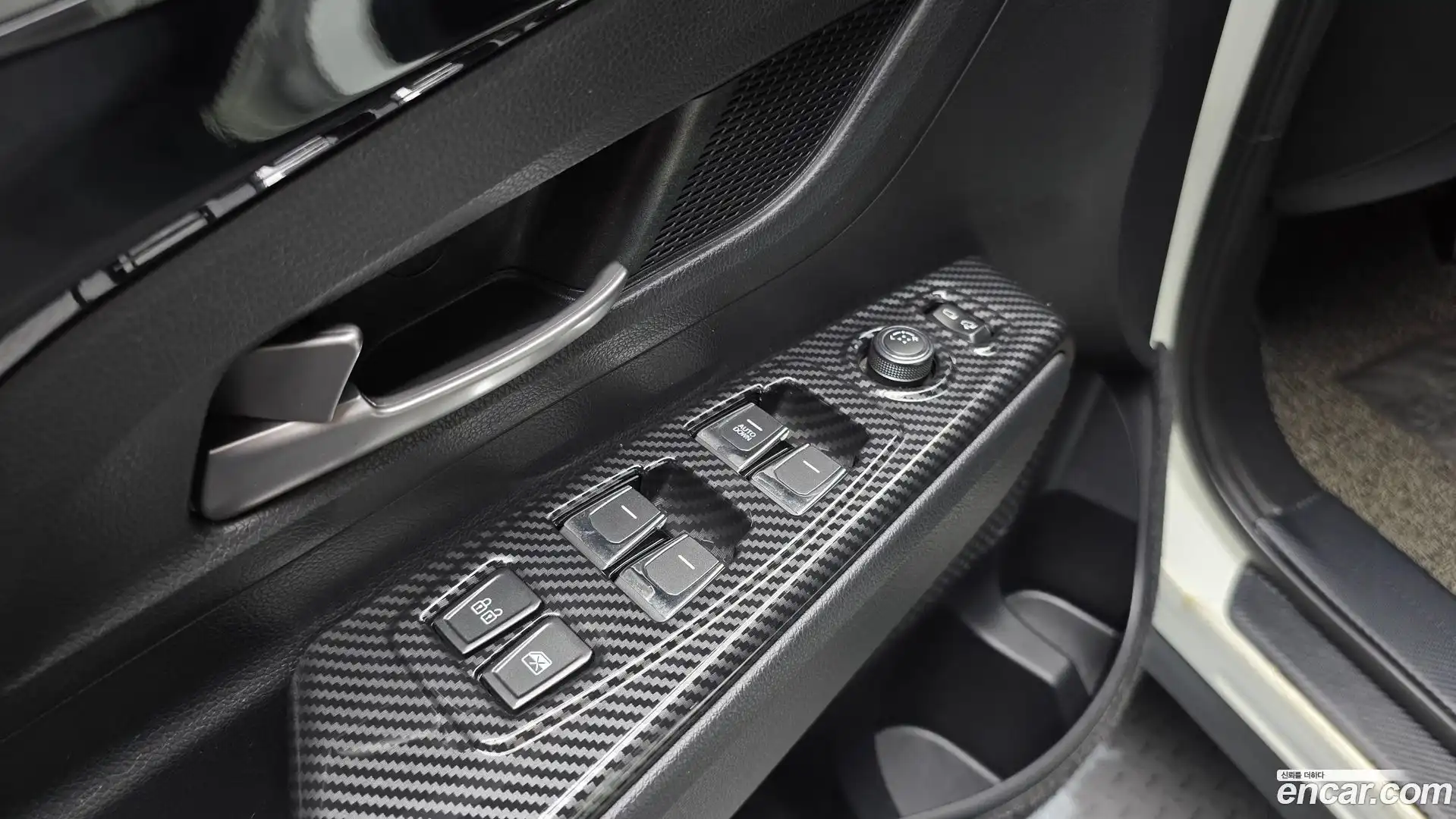 KORANDO KG Mobility 2020.10-OPTION-023