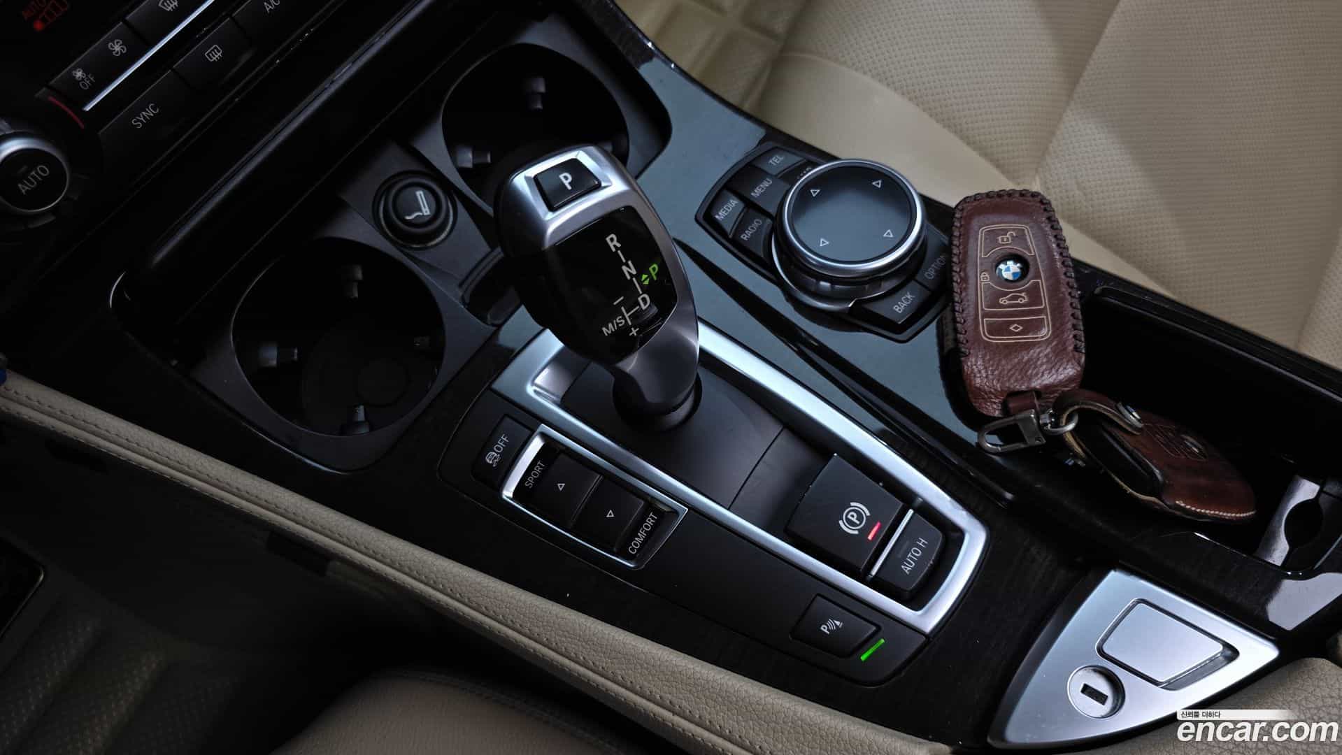 5-Series BMW 2014.5-INNER-009