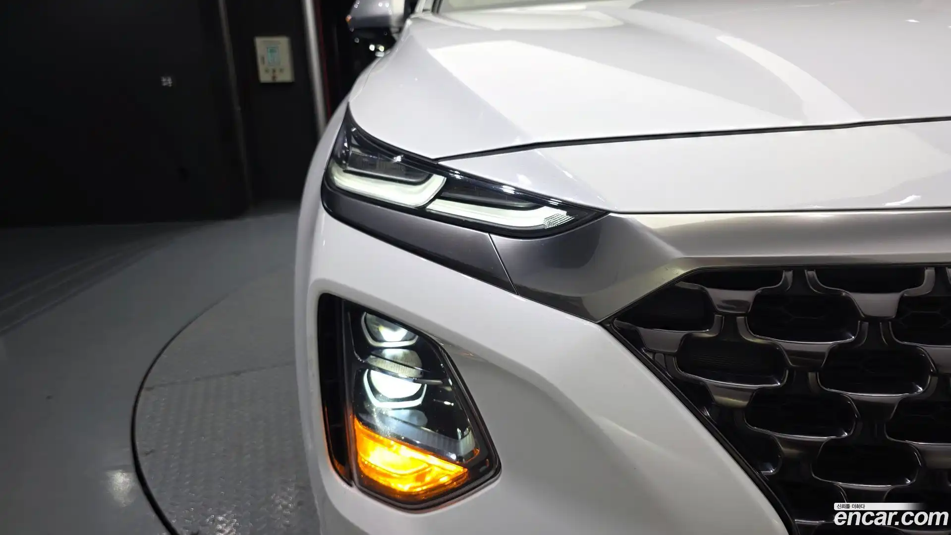 Santafe Hyundai 2018.6-OUTER-032