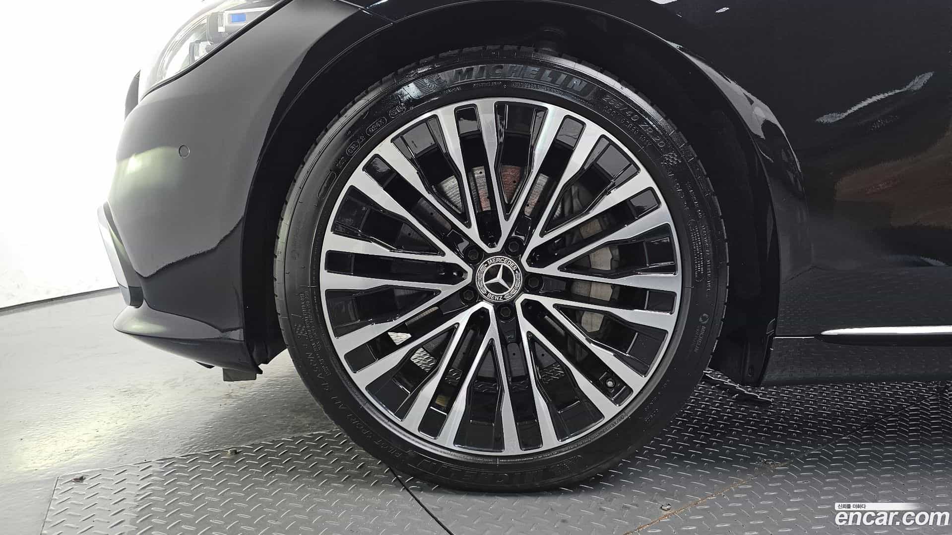 S-Class Mercedes-Benz 2022.5-OUTER-005