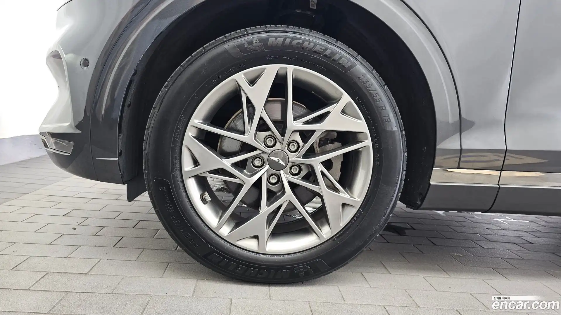 GV70 Genesis 2021.6-OUTER-005