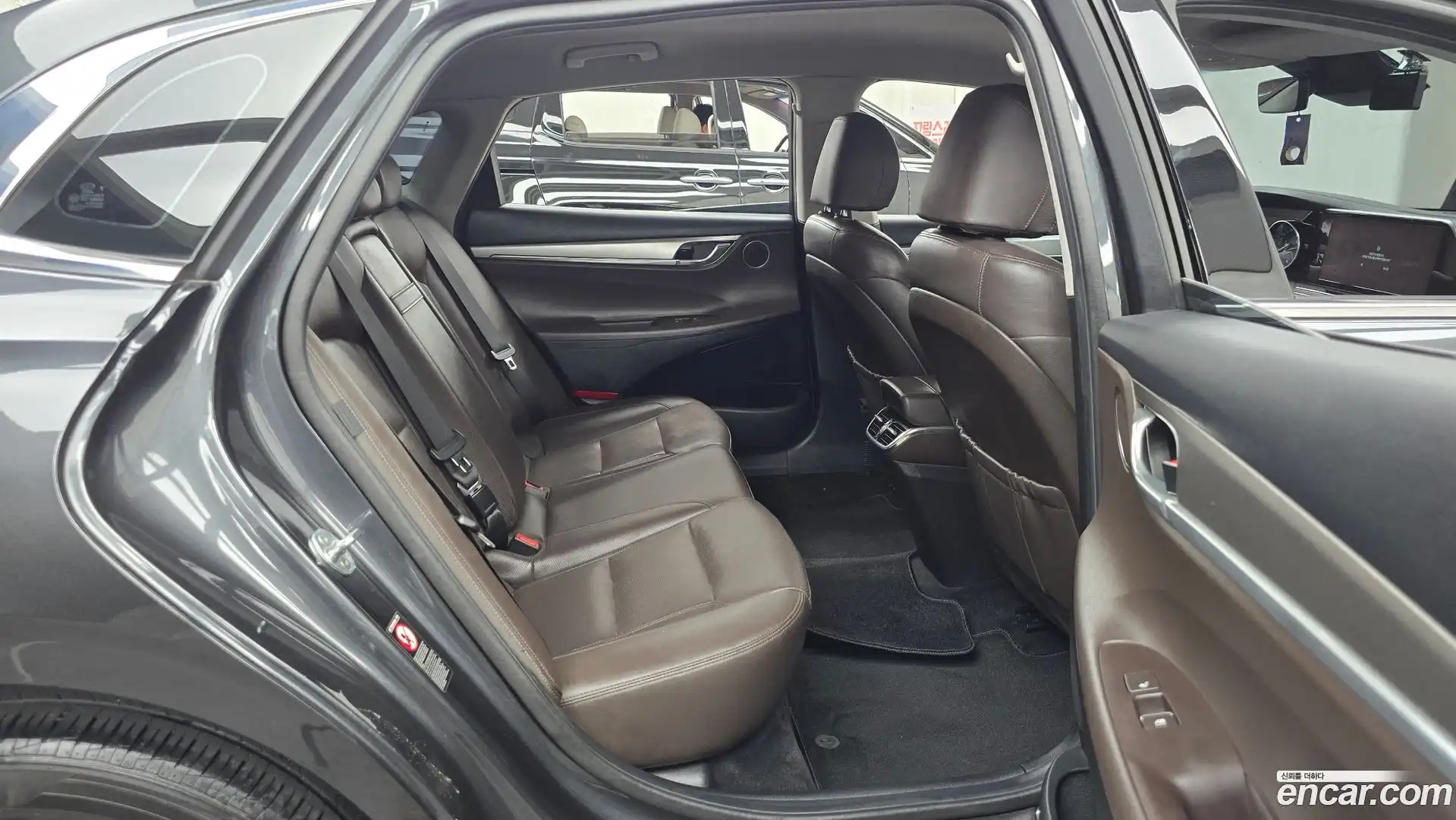 Grandeur Hyundai 2020.1-OPTION-015