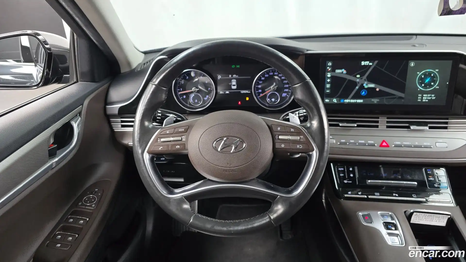 Grandeur Hyundai 2020.1-OPTION-017