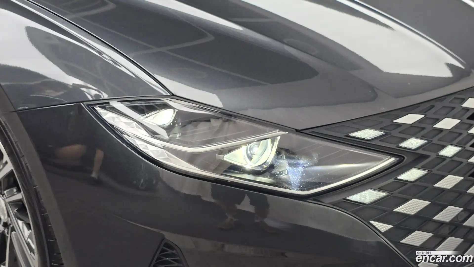 Grandeur Hyundai 2020.1-OUTER-032
