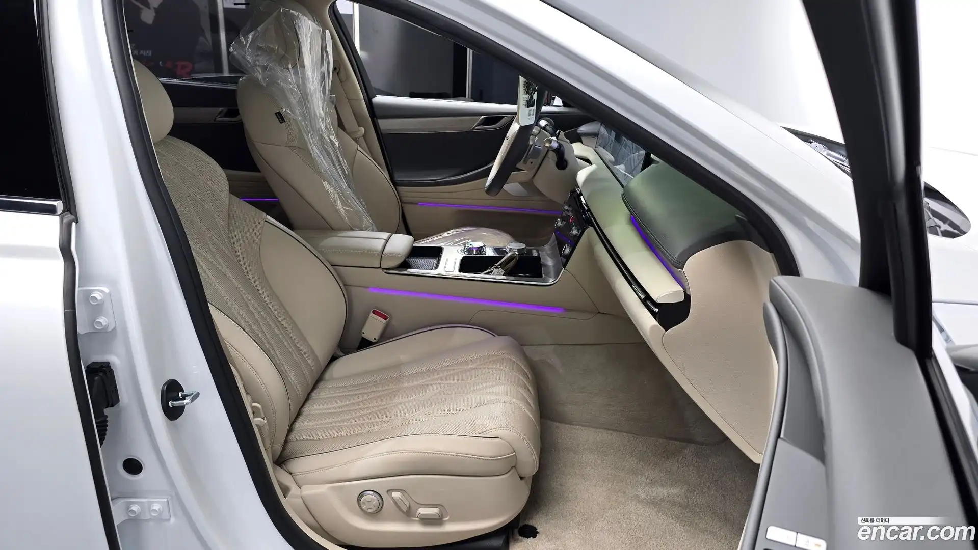 G80 Genesis 2024.2-INNER-036