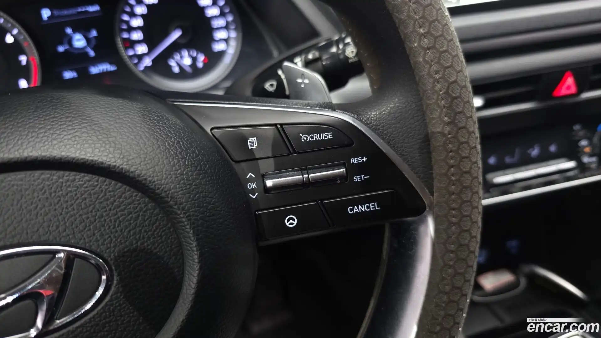 Sonata Hyundai 2019.7-OPTION-023