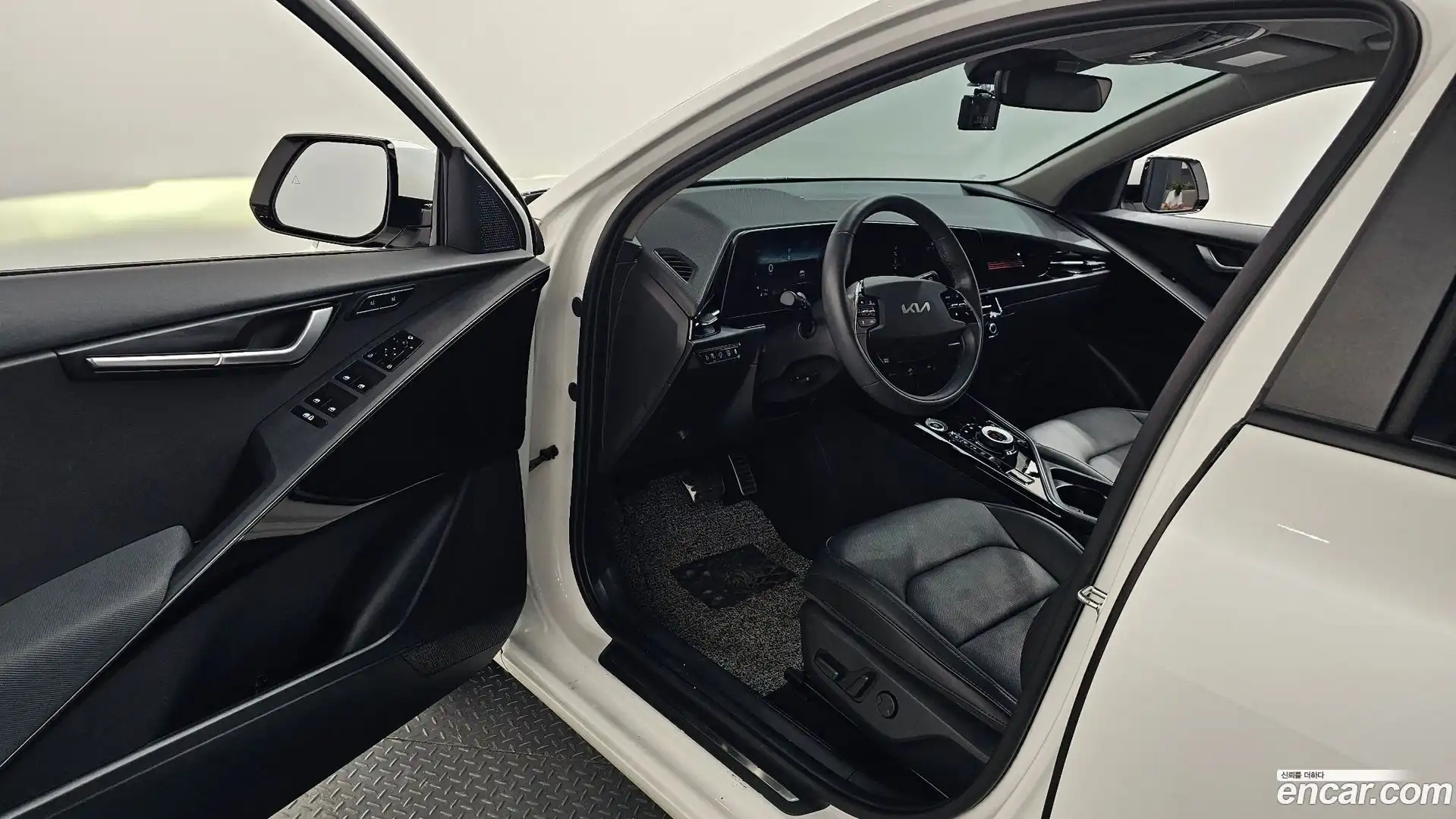 Niro Kia 2022.11-INNER-010