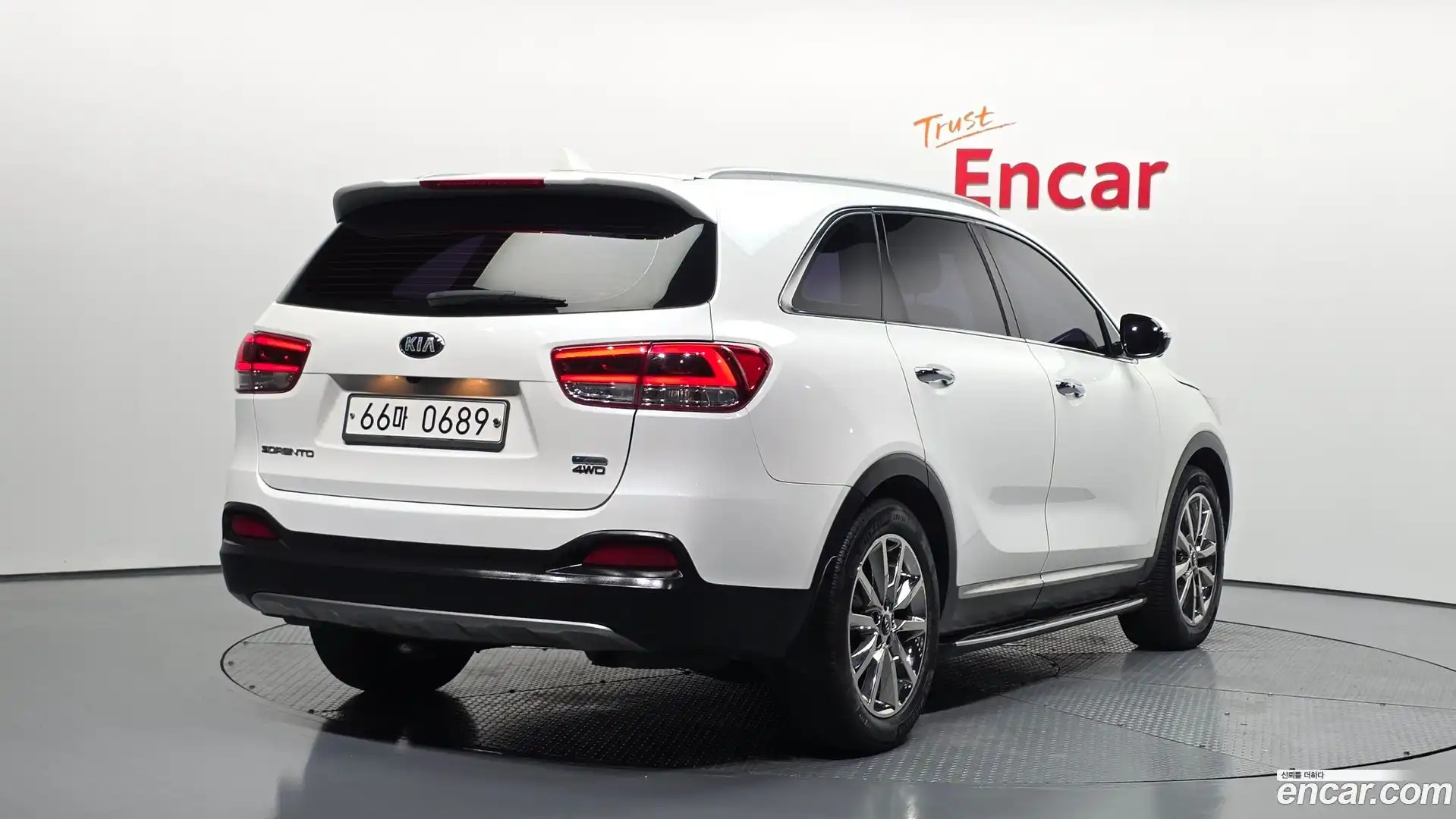 Sorento Kia 2015.9-OUTER-002