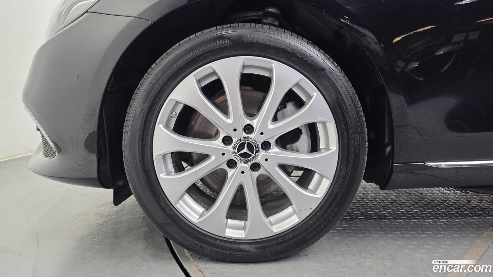 E-Class Mercedes-Benz 2017.5-OUTER-005