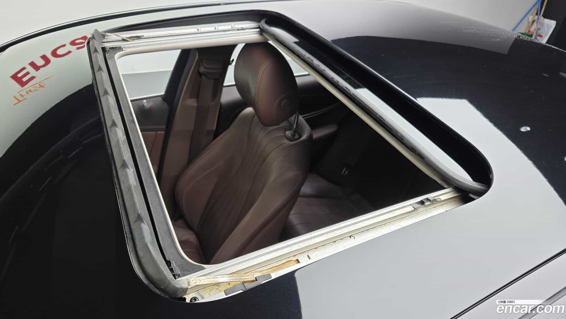 E-Class Mercedes-Benz 2017.5-OPTION-023