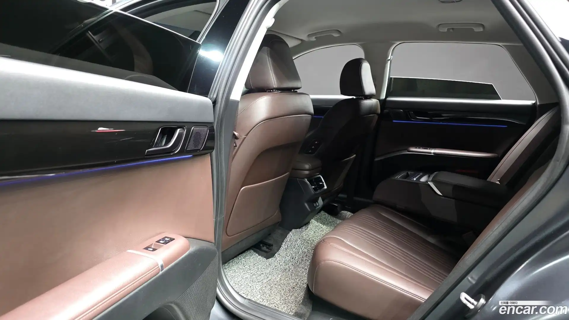 Grandeur Hyundai 2022.11-OPTION-015