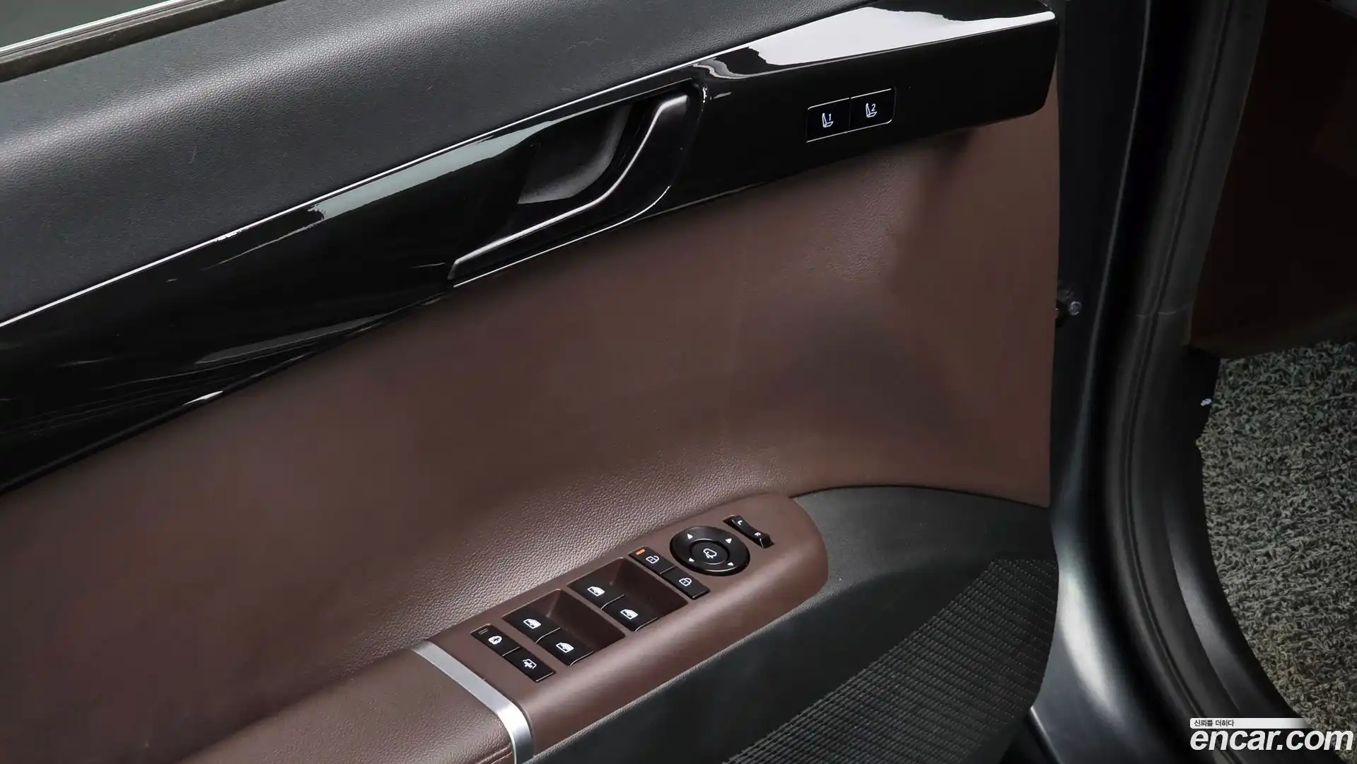 Grandeur Hyundai 2022.11-OPTION-020