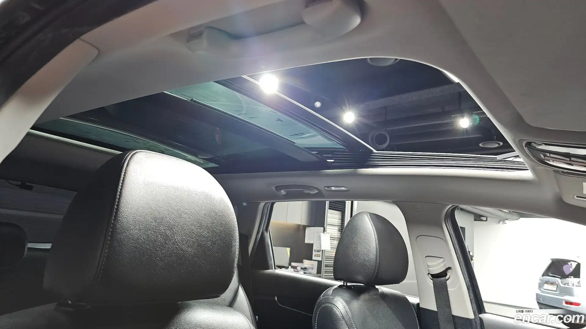 Sorento Kia 2018.6-OPTION-022