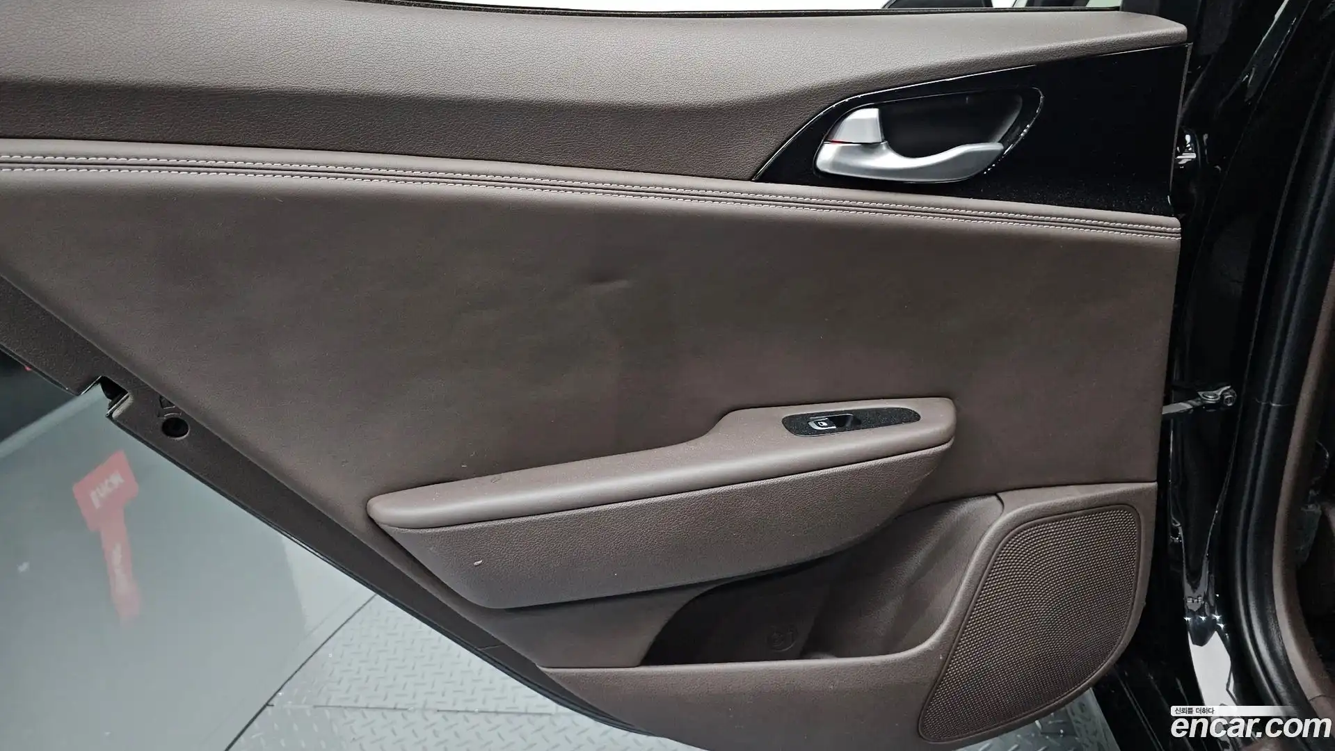 Stinger Kia 2017.8-INNER-035