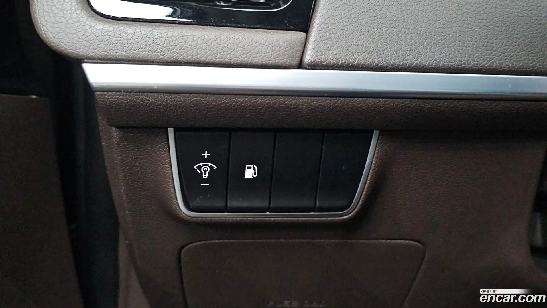 Stinger Kia 2017.8-OPTION-040