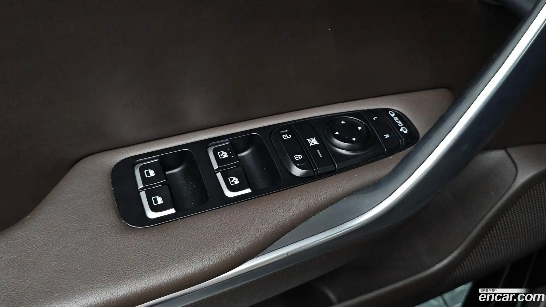 Stinger Kia 2017.8-OPTION-041