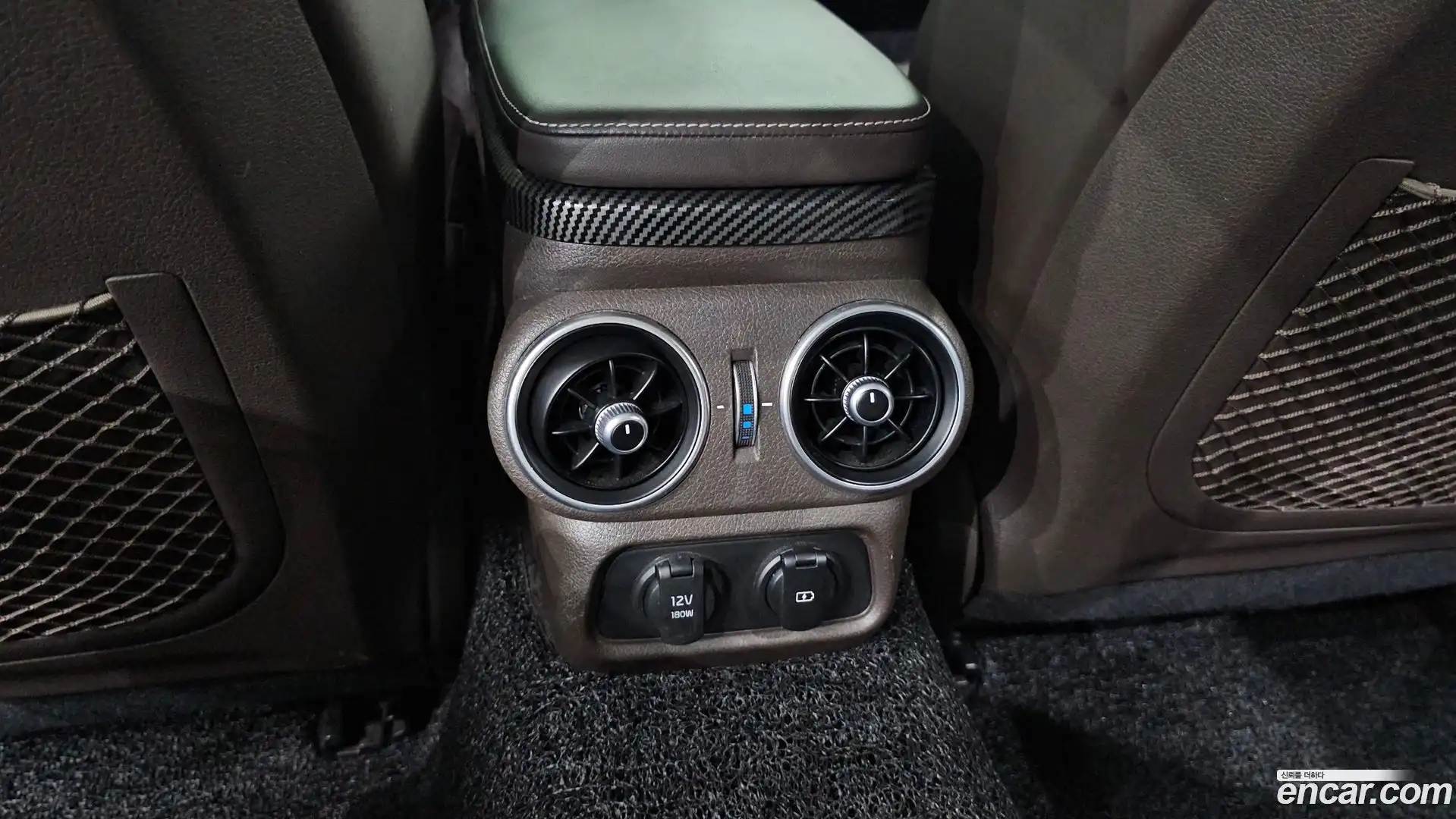 Stinger Kia 2017.8-OPTION-043