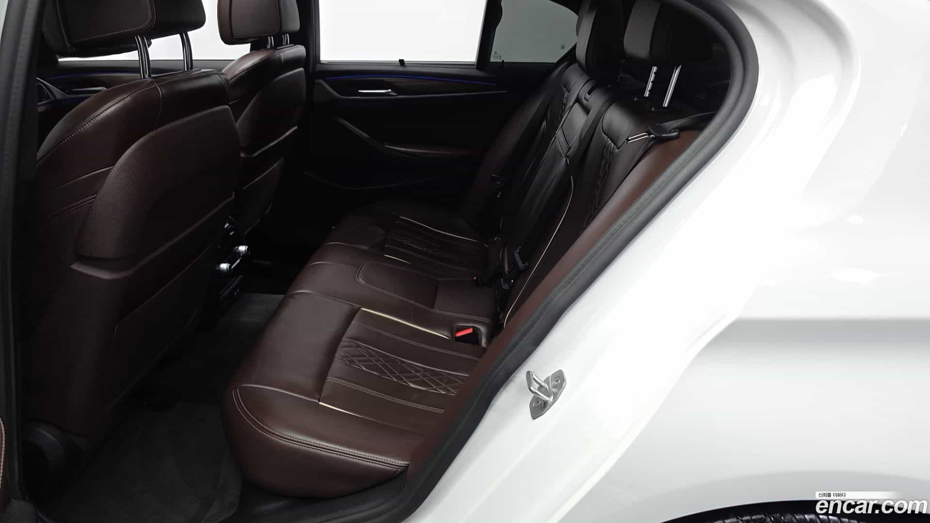 5-Series BMW 2019.10-INNER-036