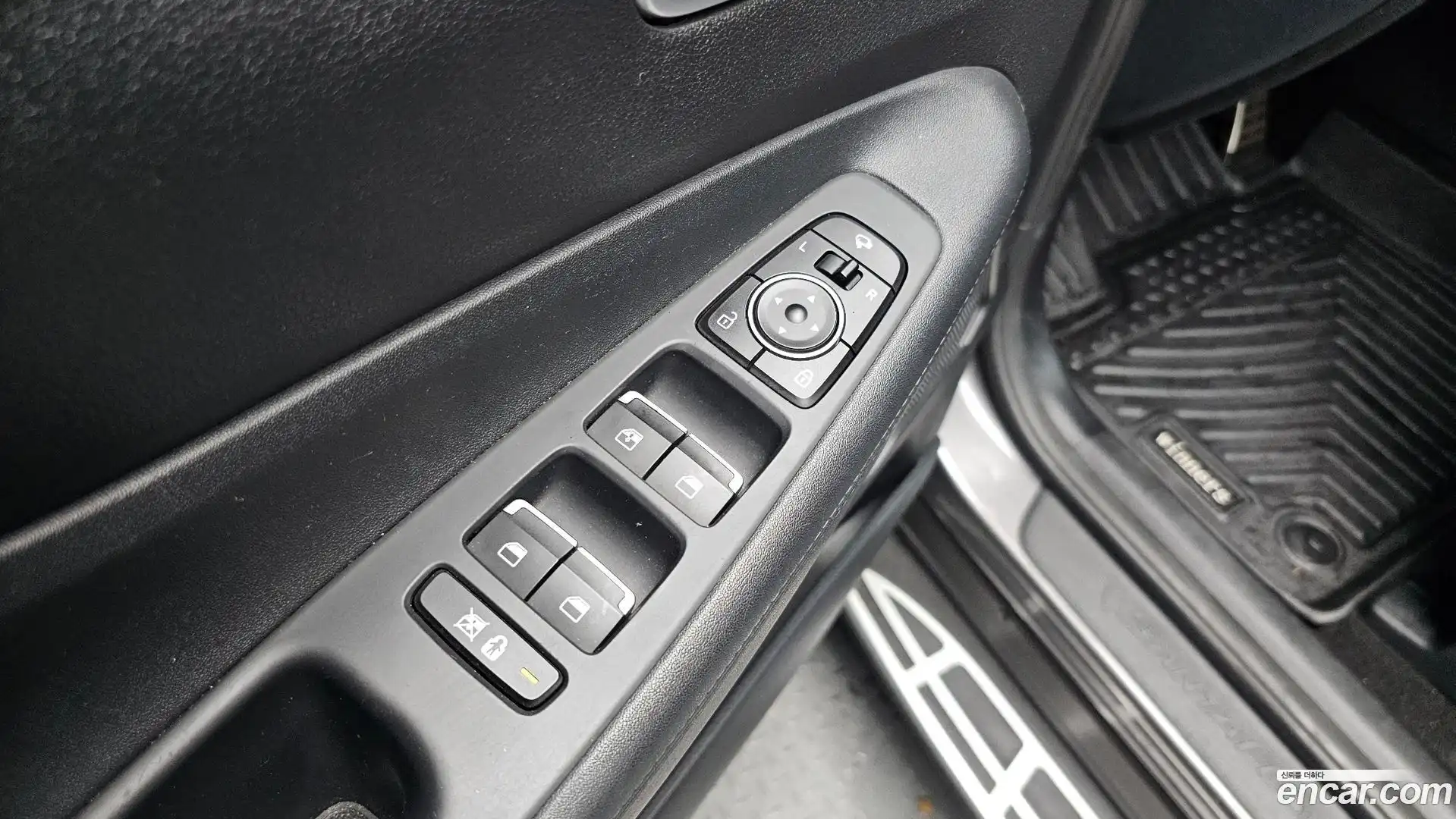 Santafe Hyundai 2018.4-OPTION-040