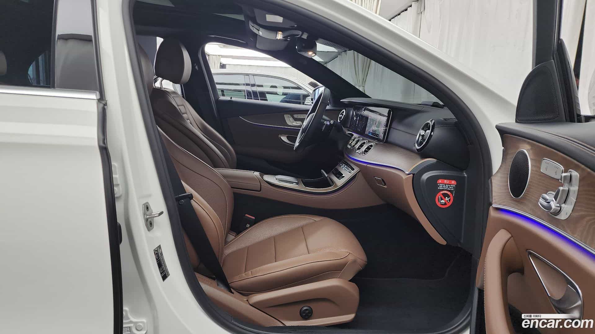 E-Class Mercedes-Benz 2023.7-OPTION-015