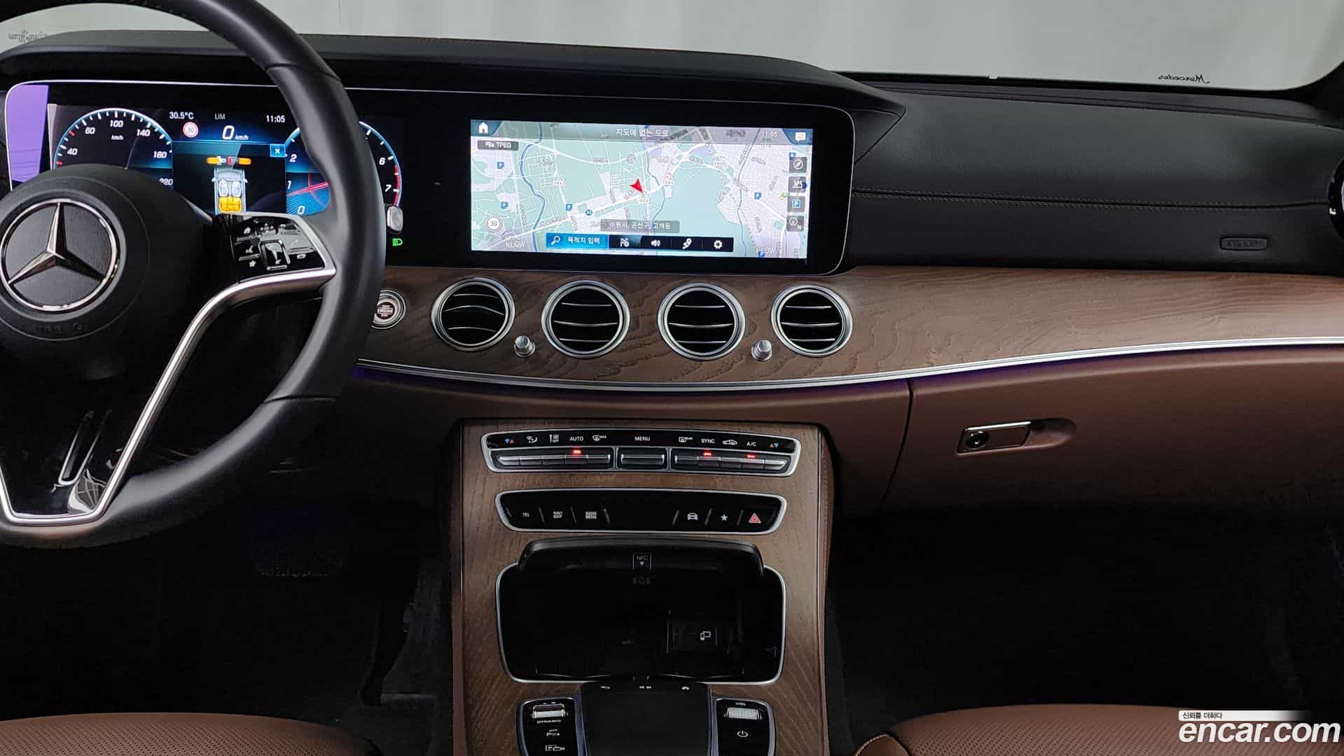 E-Class Mercedes-Benz 2023.7-OPTION-018