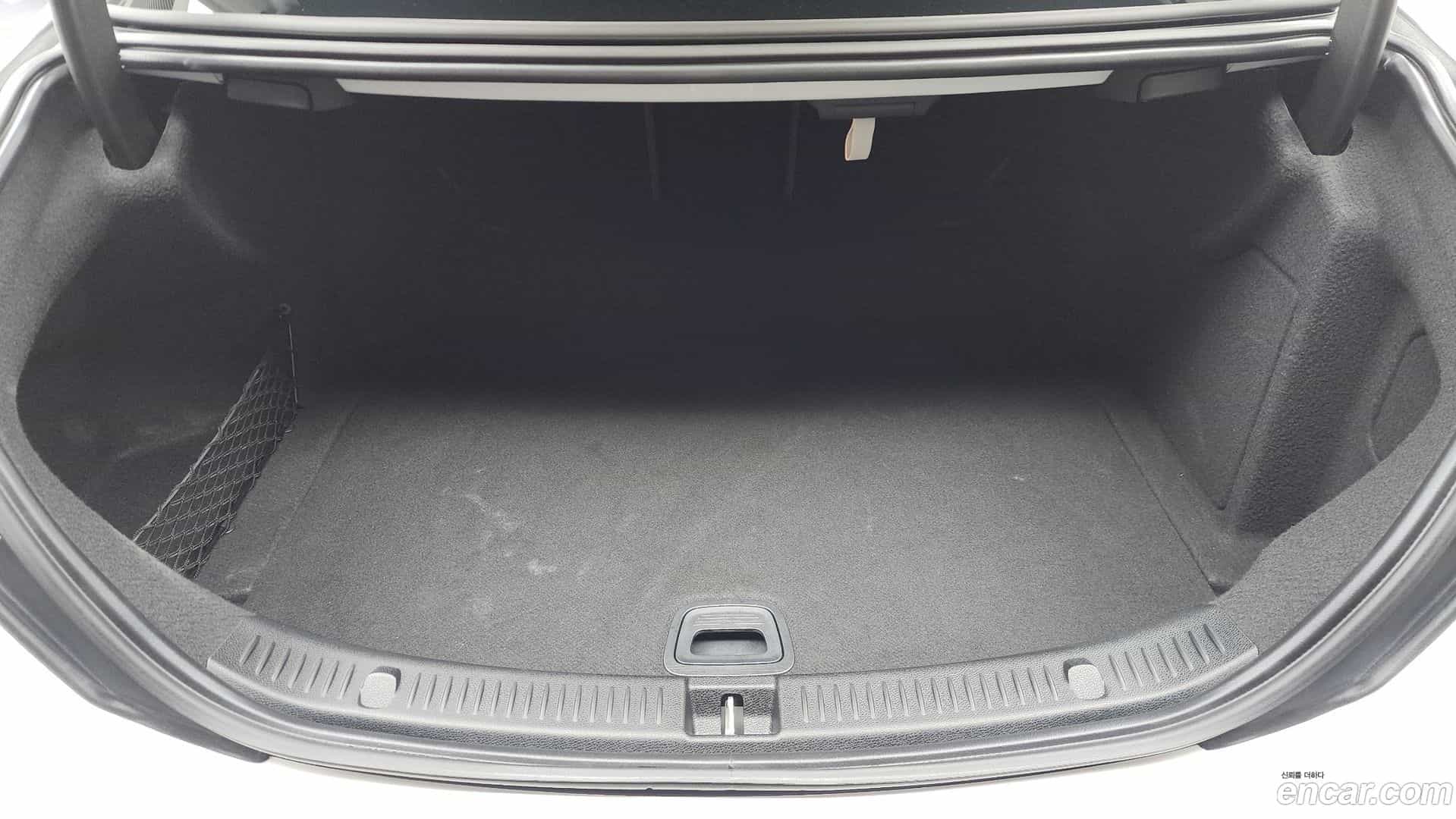 E-Class Mercedes-Benz 2023.7-OPTION-024